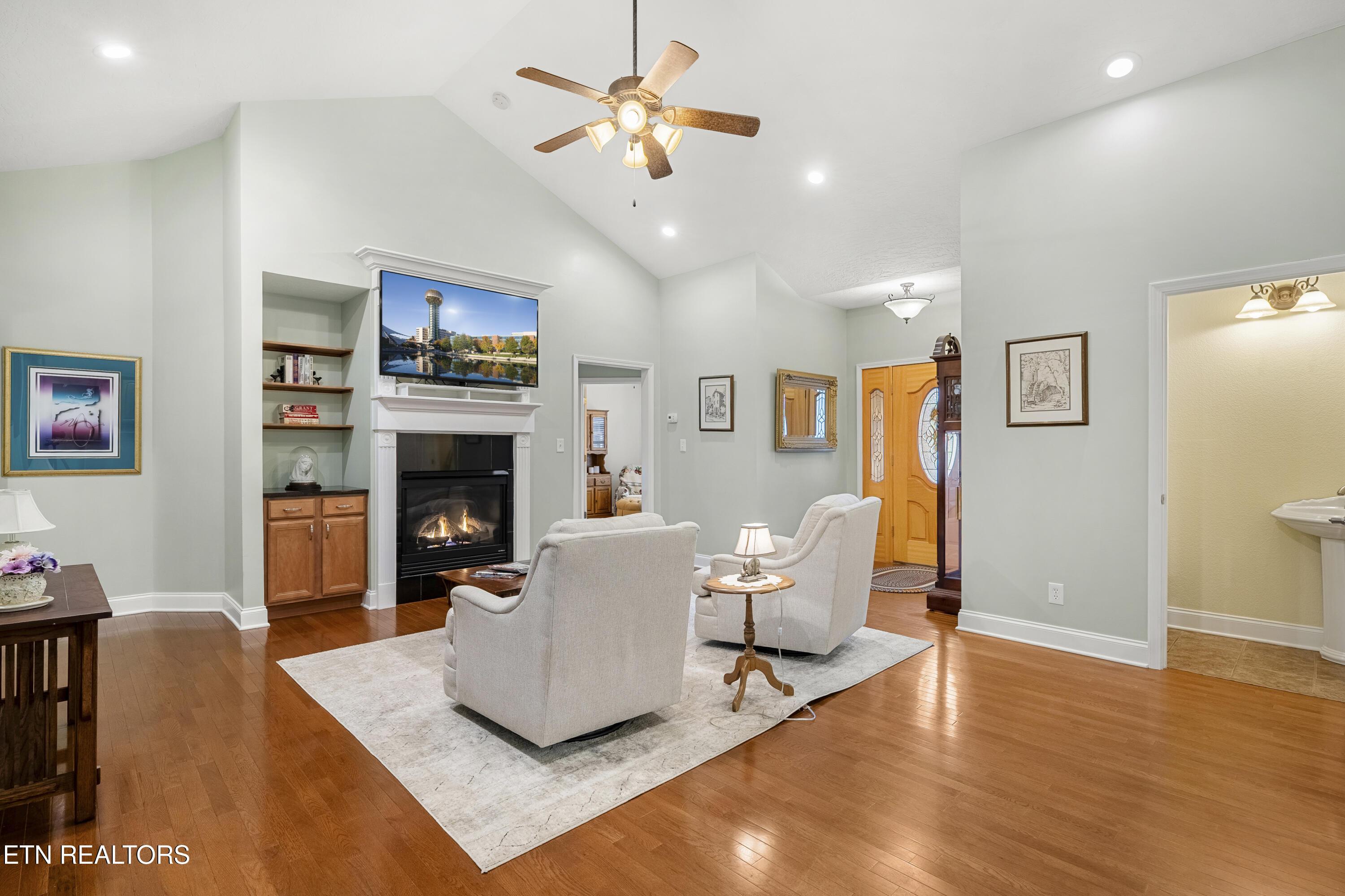 303 Uhdali Place, Loudon, TN - Fort Loudoun and Tellico Lake Real Estate - Image# 11