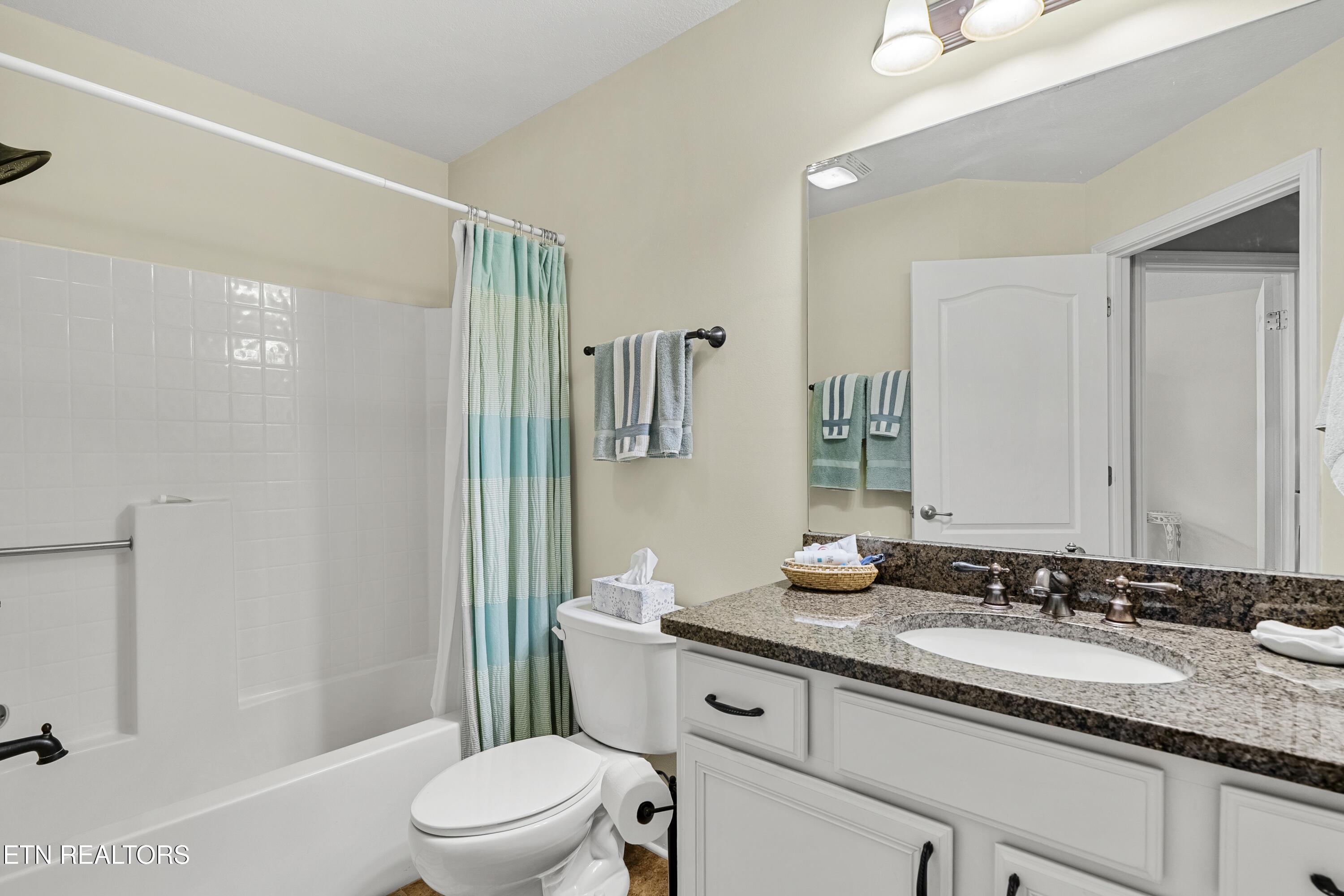 303 Uhdali Place, Loudon, TN - Fort Loudoun and Tellico Lake Real Estate - Image# 15