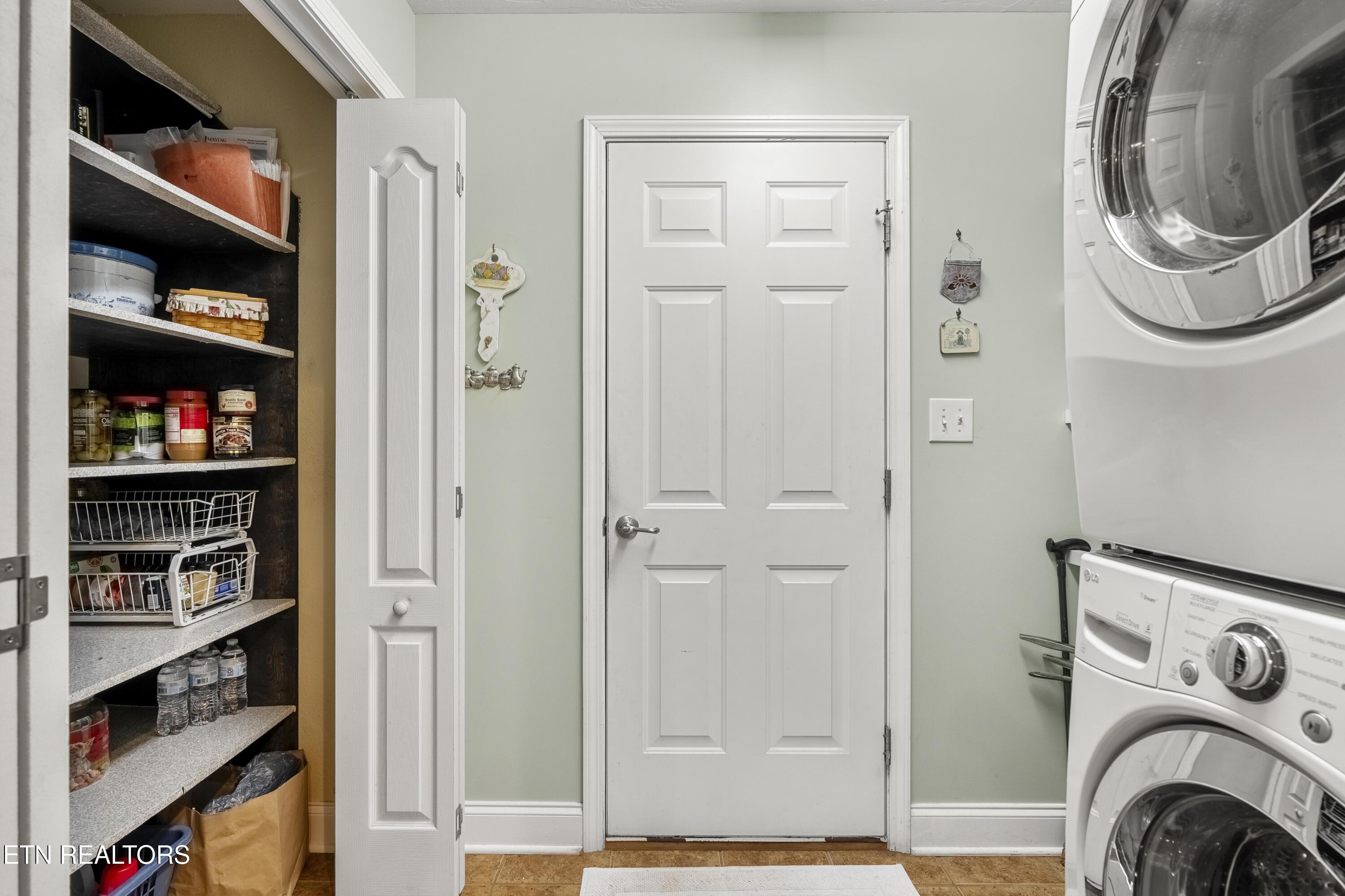 303 Uhdali Place, Loudon, TN - Fort Loudoun and Tellico Lake Real Estate - Image# 27