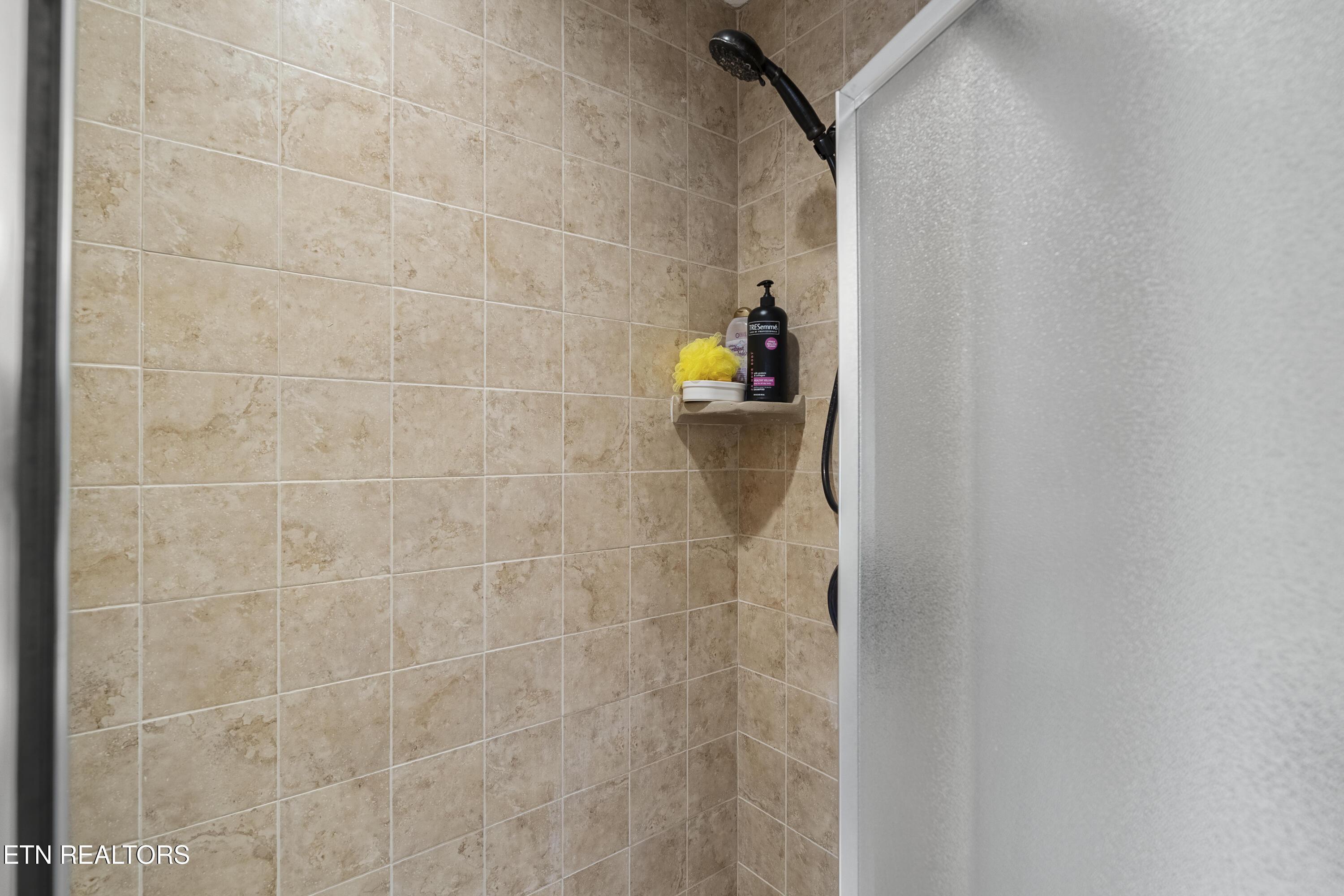 303 Uhdali Place, Loudon, TN - Fort Loudoun and Tellico Lake Real Estate - Image# 35