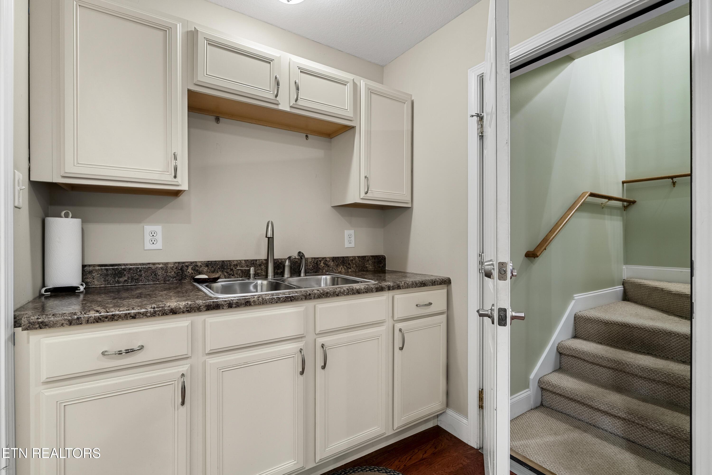 303 Uhdali Place, Loudon, TN - Fort Loudoun and Tellico Lake Real Estate - Image# 41