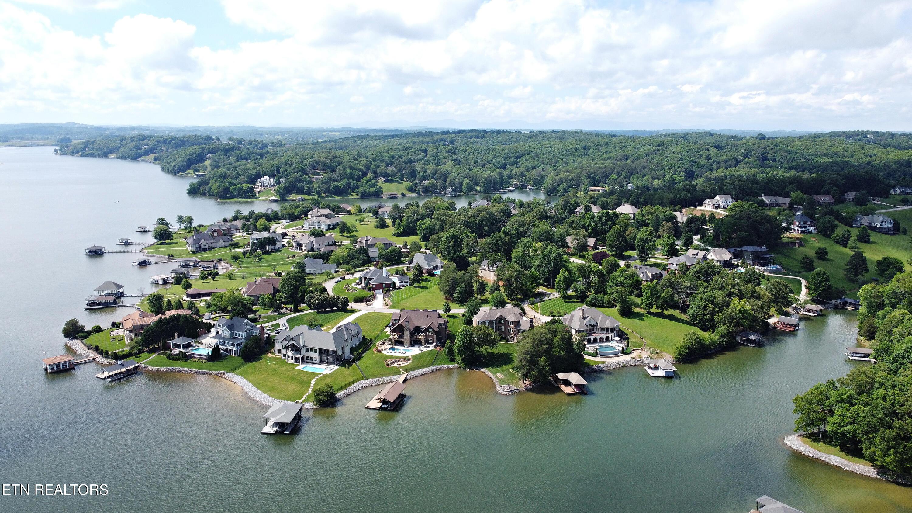 355 Conkinnon Drive, Lenoir City, TN - Fort Loudoun and Tellico Lake Real Estate - Image# 6