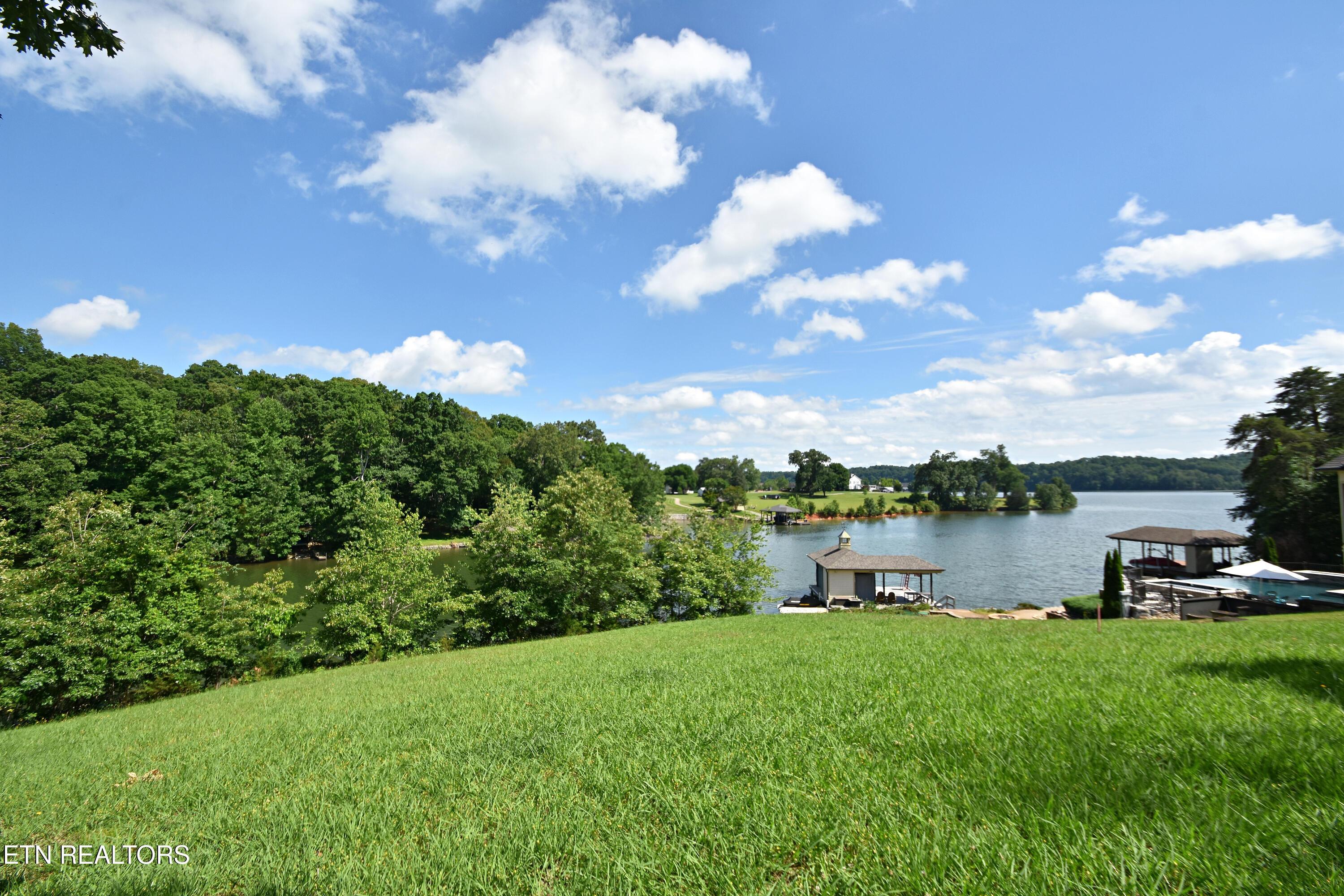 355 Conkinnon Drive, Lenoir City, TN - Fort Loudoun and Tellico Lake Real Estate - Image# 15