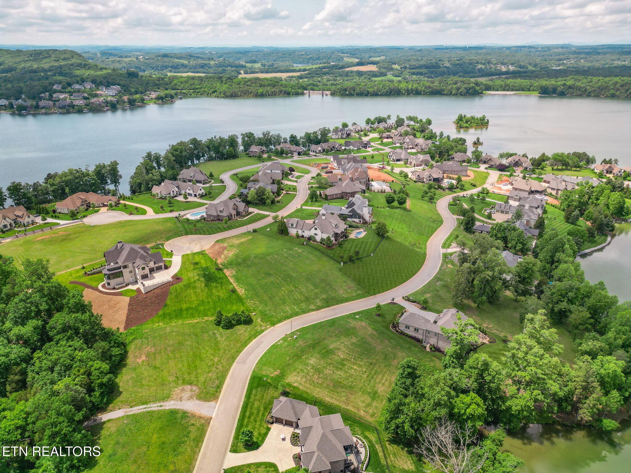 17188 Lighthouse Point Drive, Lenoir City, TN - Fort Loudoun and Tellico Lake Real Estate - Image# 14
