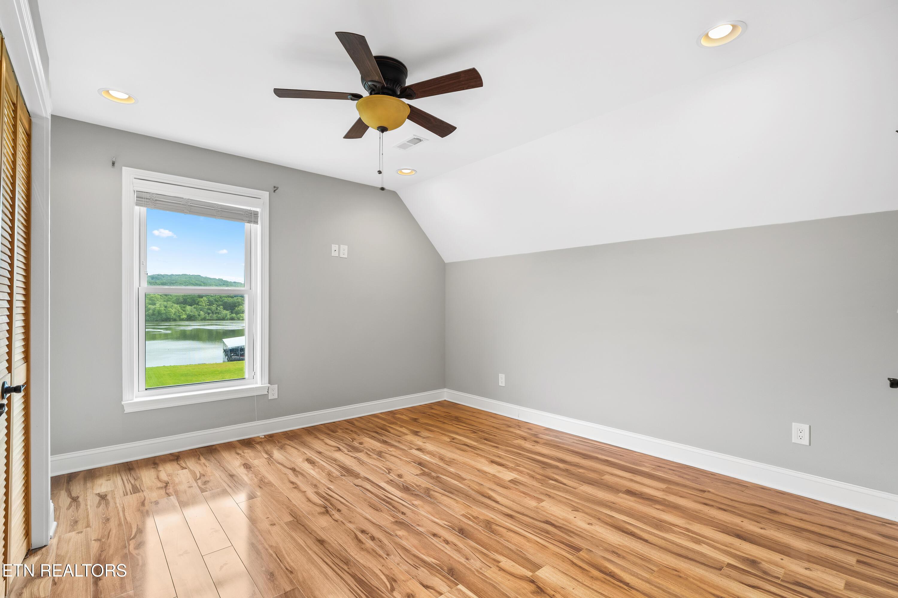 338 Cape Lookout Light, Loudon, TN - Fort Loudoun and Tellico Lake Real Estate - Image# 35