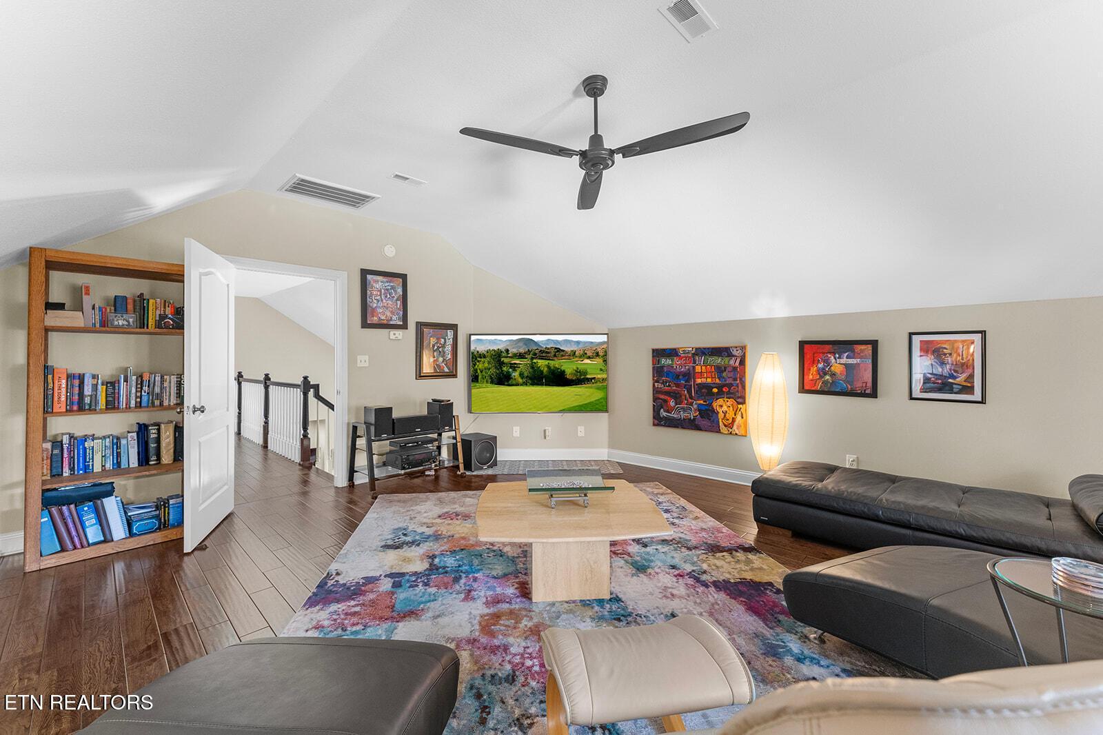105 Gogeyi Tr, Vonore, TN - Fort Loudoun and Tellico Lake Real Estate - Image# 37