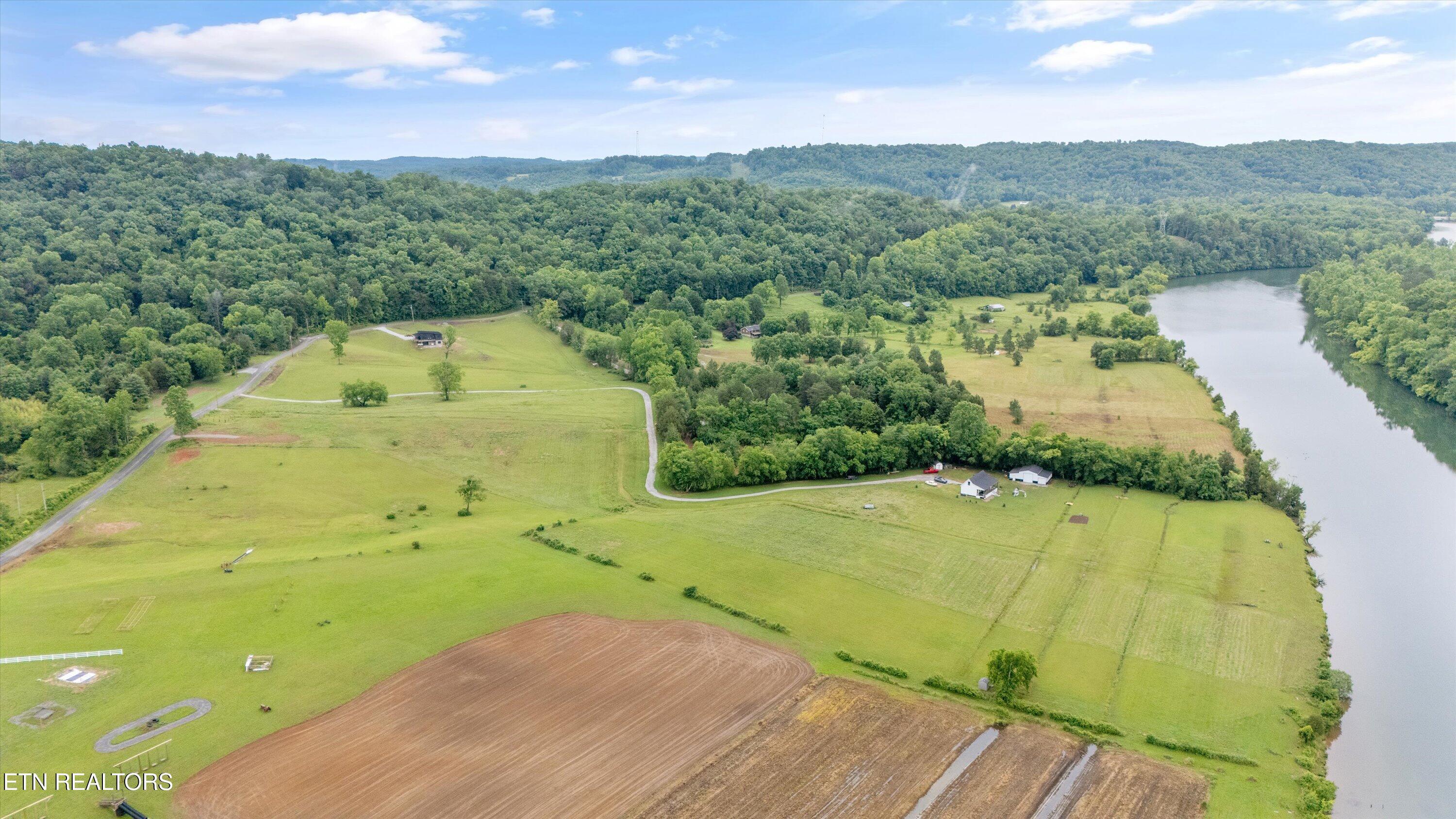 379 Blackburn Lane, Lenoir City, TN - Fort Loudoun and Tellico Lake Real Estate - Image# 9