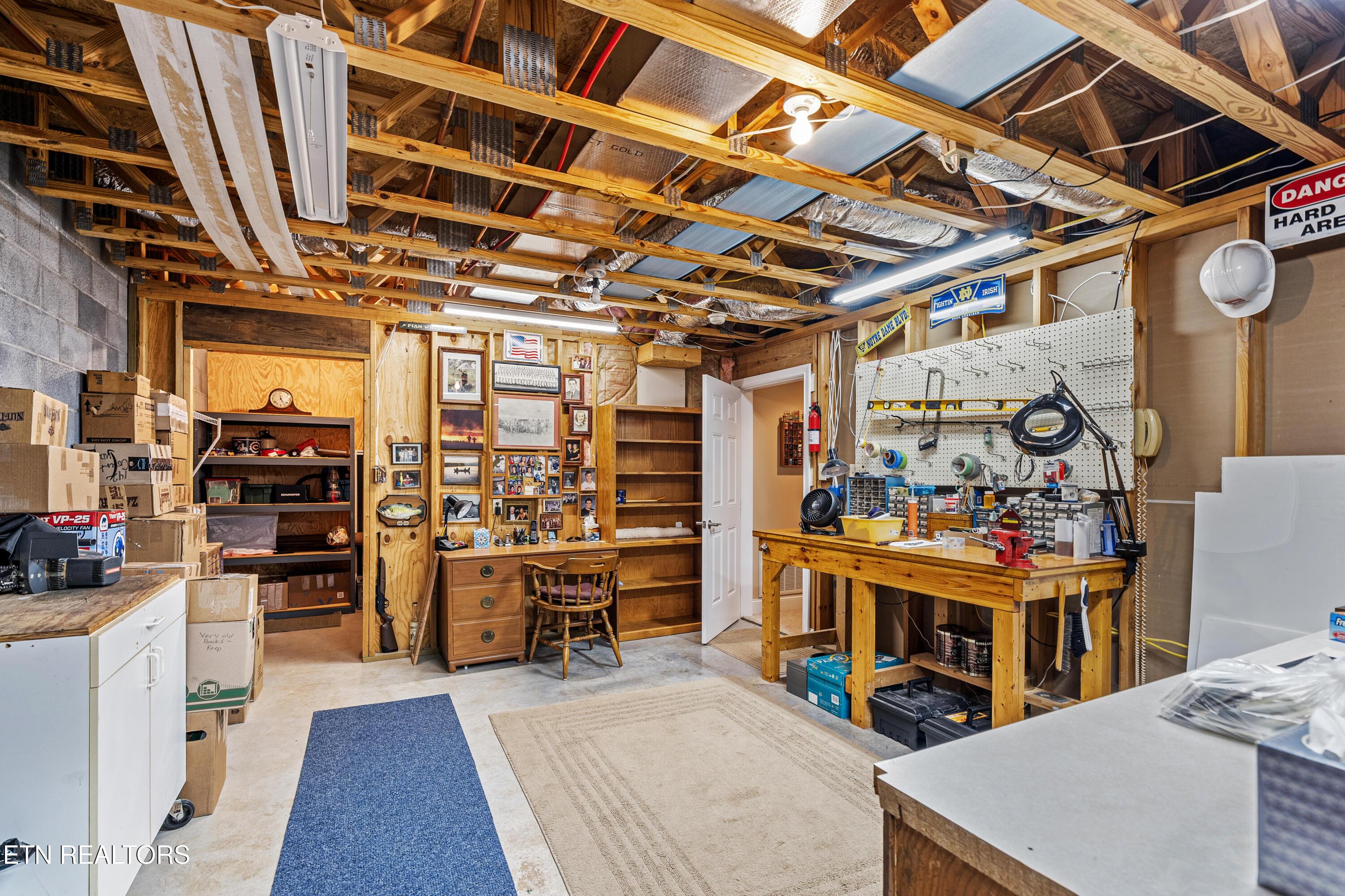144 Nunyu Tr, Vonore, TN - Fort Loudoun and Tellico Lake Real Estate - Image# 43