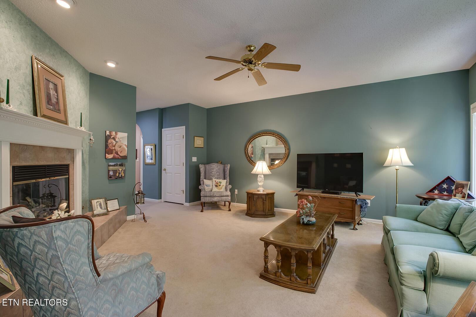 307 Okmulgee Circle, Loudon, TN - Fort Loudoun and Tellico Lake Real Estate - Image# 11