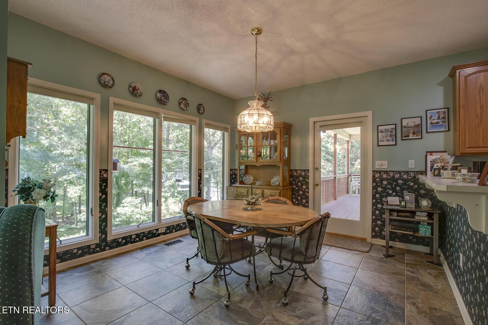307 Okmulgee Circle, Loudon, TN - Fort Loudoun and Tellico Lake Real Estate - Image# 13