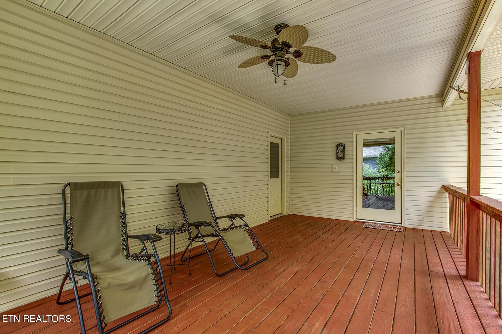 307 Okmulgee Circle, Loudon, TN - Fort Loudoun and Tellico Lake Real Estate - Image# 15