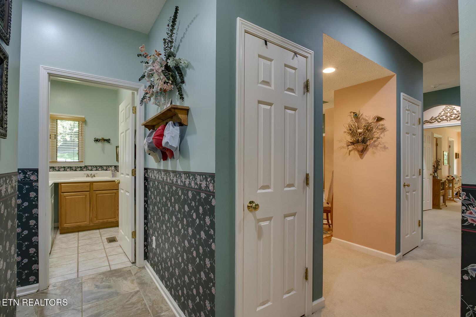 307 Okmulgee Circle, Loudon, TN - Fort Loudoun and Tellico Lake Real Estate - Image# 21