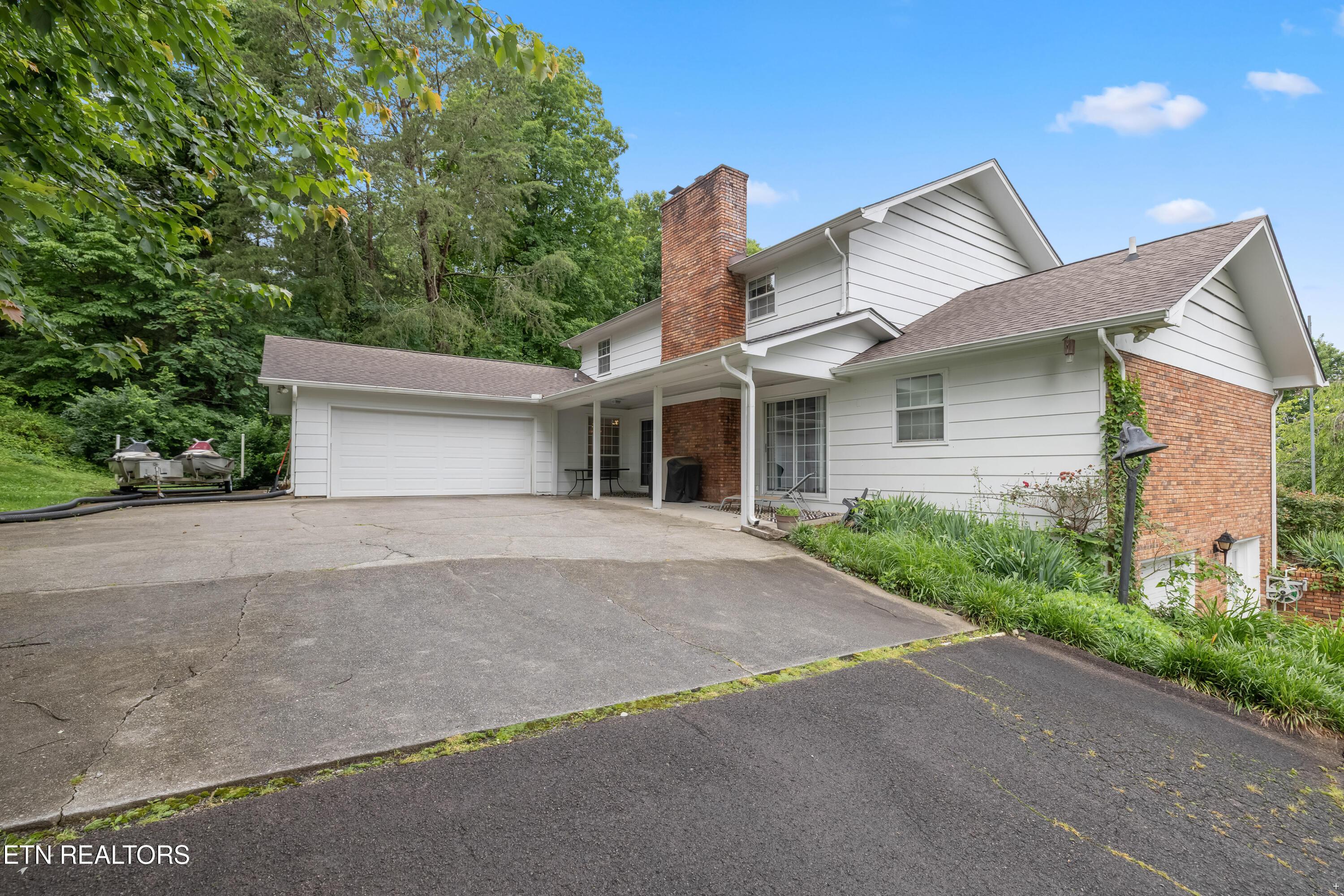 10628 Sandpiper Lane, Knoxville, TN - Fort Loudoun and Tellico Lake Real Estate - Image# 3