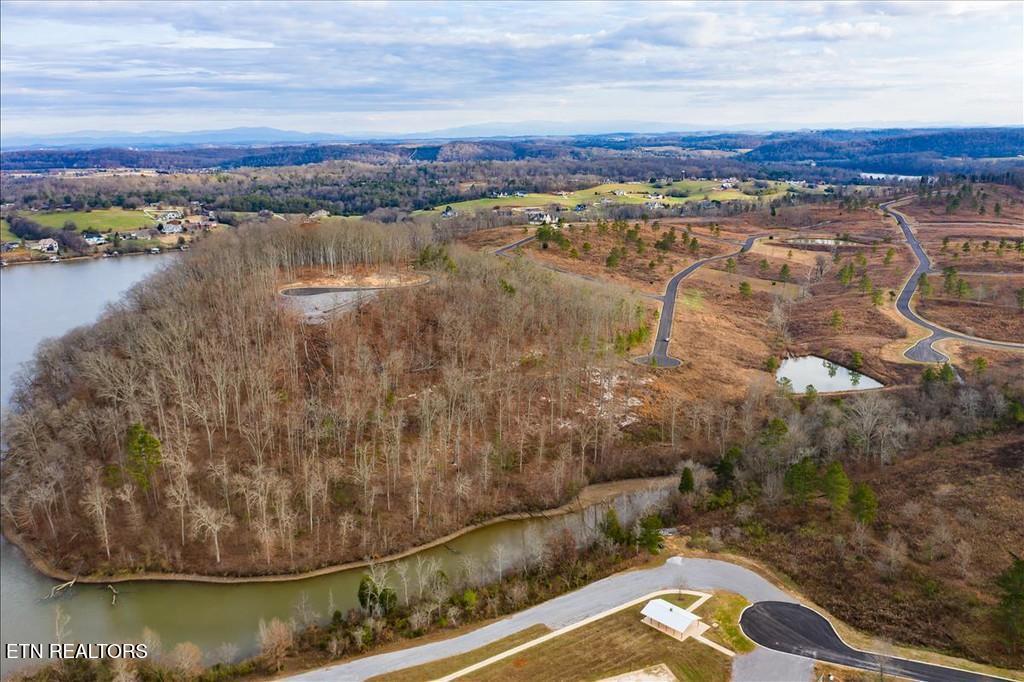 Twin Lakes Drive, Loudon, TN - Fort Loudoun and Tellico Lake Real Estate - Image# 3