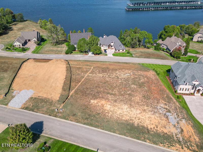 379 Cypress Pointe Drive, Lenoir City, TN - Fort Loudoun and Tellico Lake Real Estate - Image# 2