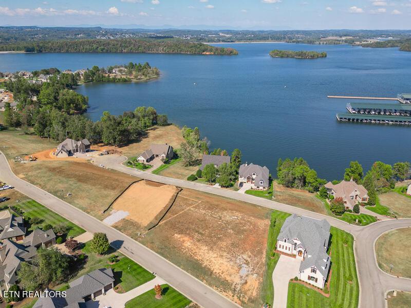 379 Cypress Pointe Drive, Lenoir City, TN - Fort Loudoun and Tellico Lake Real Estate - Image# 6
