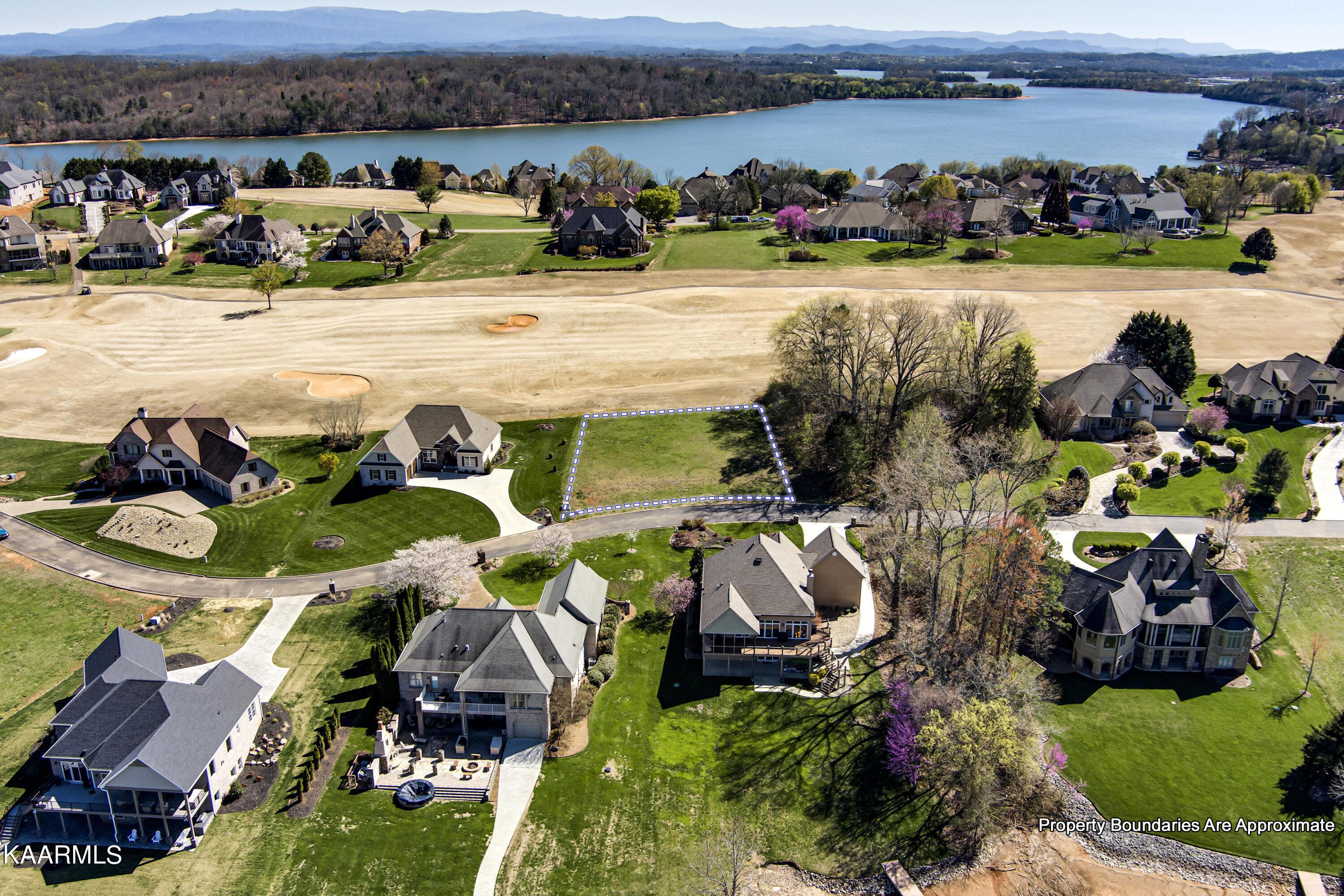 330 Pineberry Drive, Vonore, TN - Fort Loudoun and Tellico Lake Real Estate - Image# 1