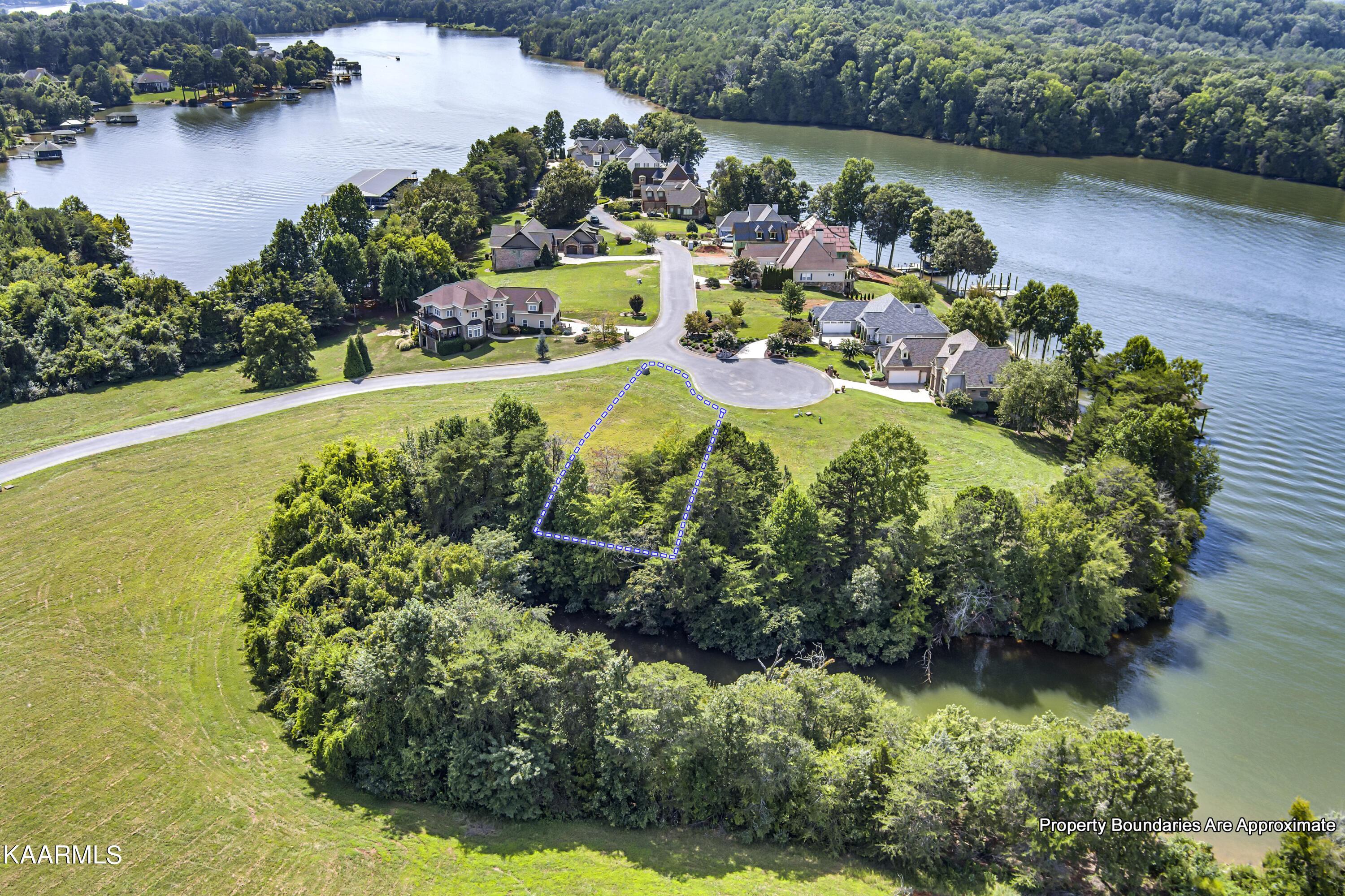 110 Red Robin Lane, Vonore, TN - Fort Loudoun and Tellico Lake Real Estate - Image# 4