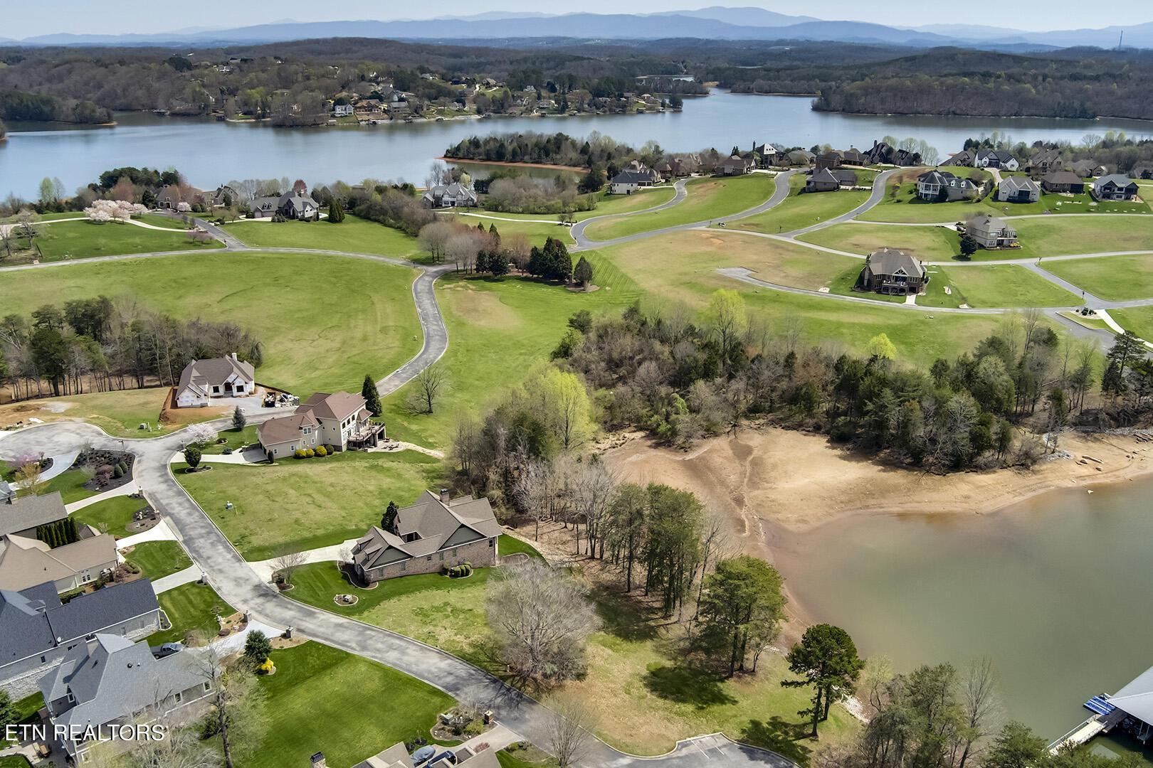 1681 Rarity Bay Pkwy, Vonore, TN - Fort Loudoun and Tellico Lake Real Estate - Image# 13