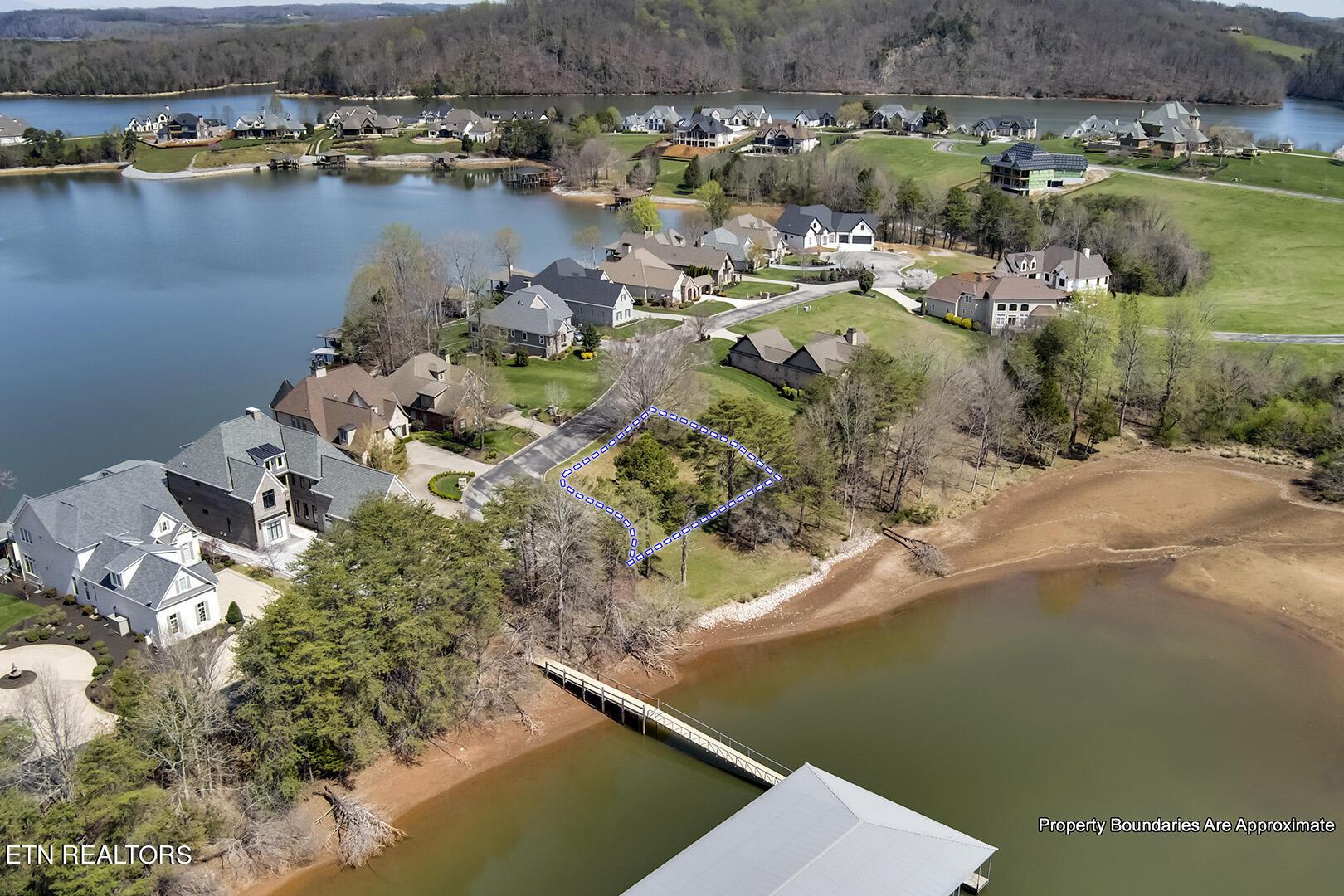 1681 Rarity Bay Pkwy, Vonore, TN - Fort Loudoun and Tellico Lake Real Estate - Image# 19