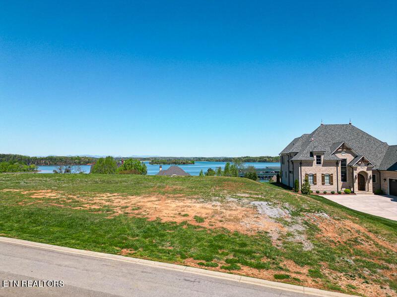 297 Cypress Pointe Drive, Lenoir City, TN - Fort Loudoun and Tellico Lake Real Estate - Image# 2