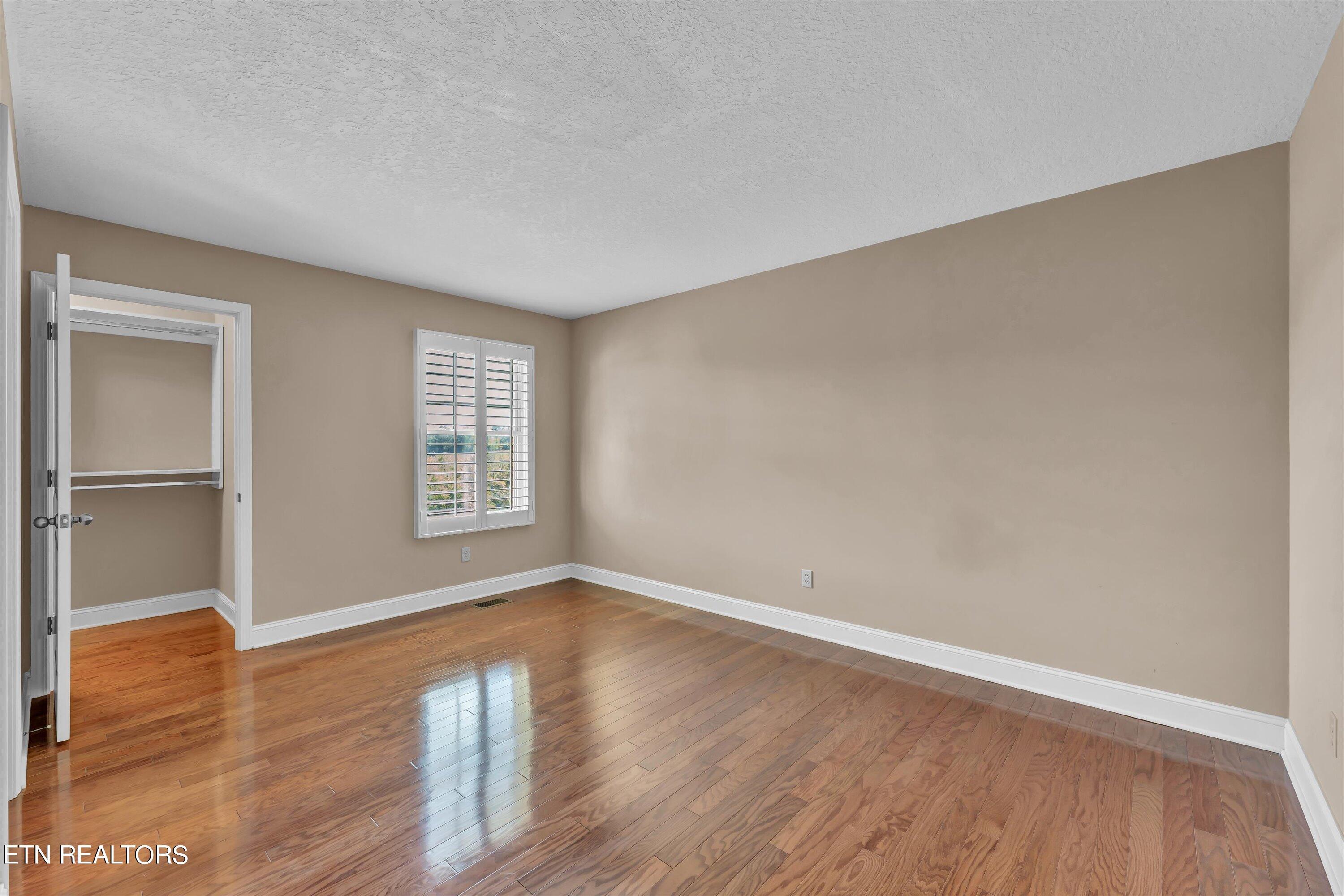 3909 Logans Landing Circle, Louisville, TN - Fort Loudoun and Tellico Lake Real Estate - Image# 16