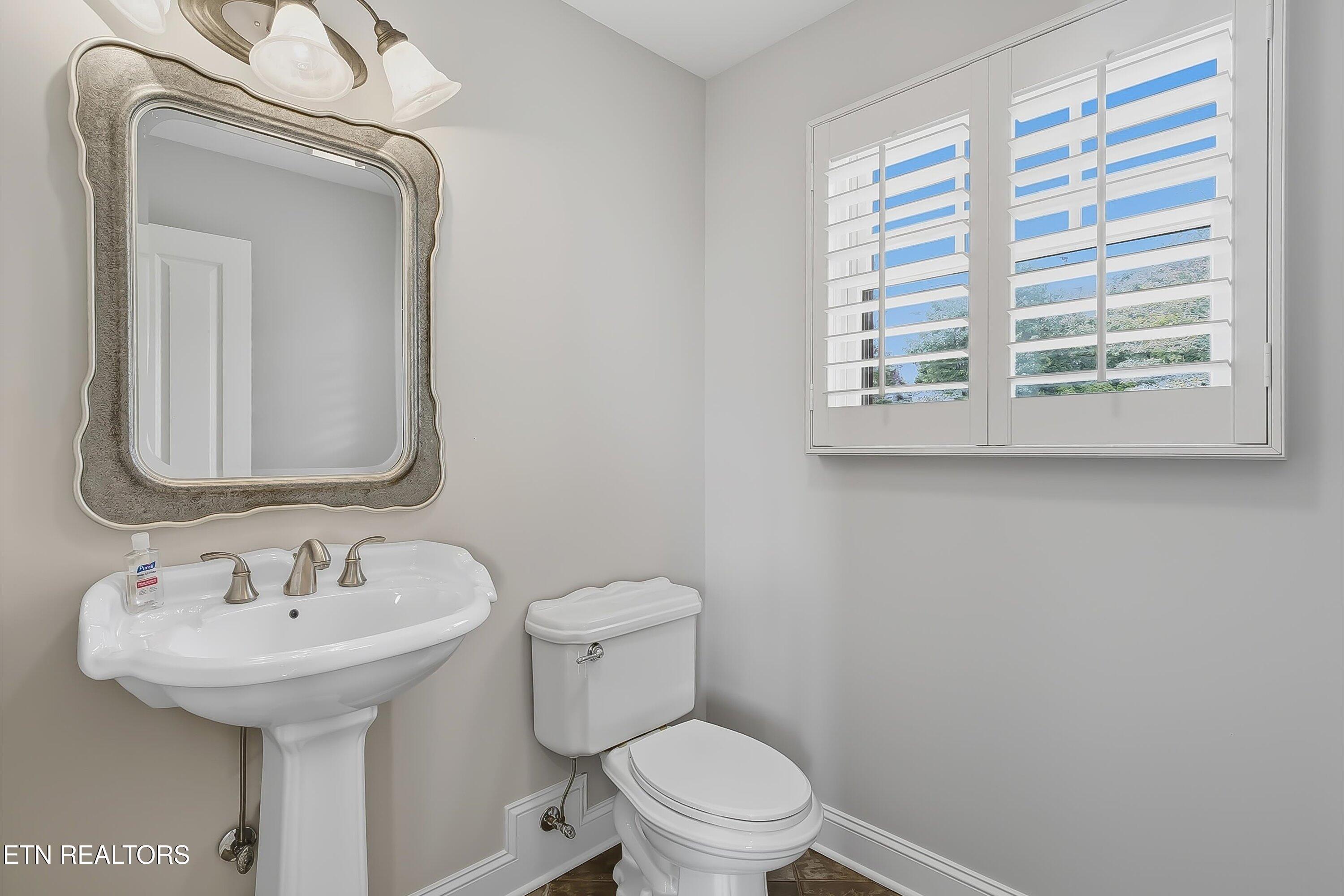3909 Logans Landing Circle, Louisville, TN - Fort Loudoun and Tellico Lake Real Estate - Image# 57