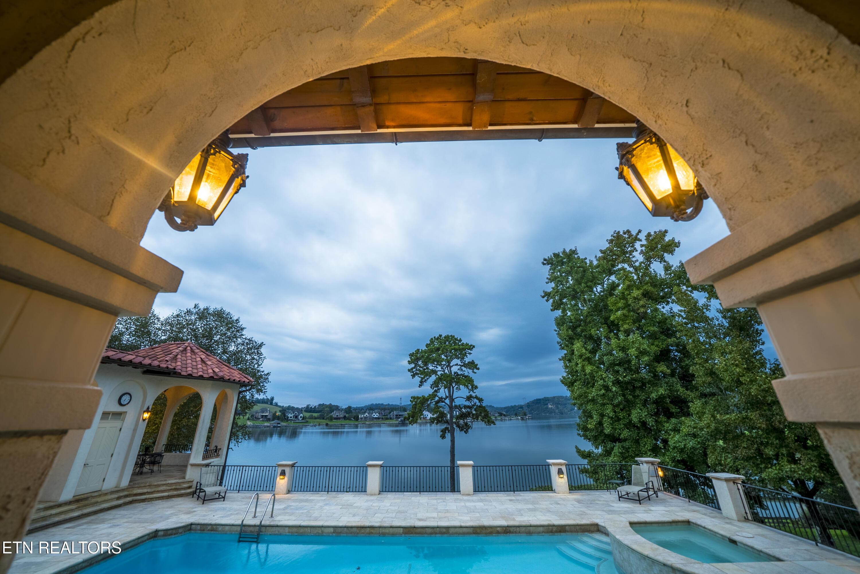 8719 Inlet Drive, Knoxville, TN - Fort Loudoun and Tellico Lake Real Estate - Image# 47
