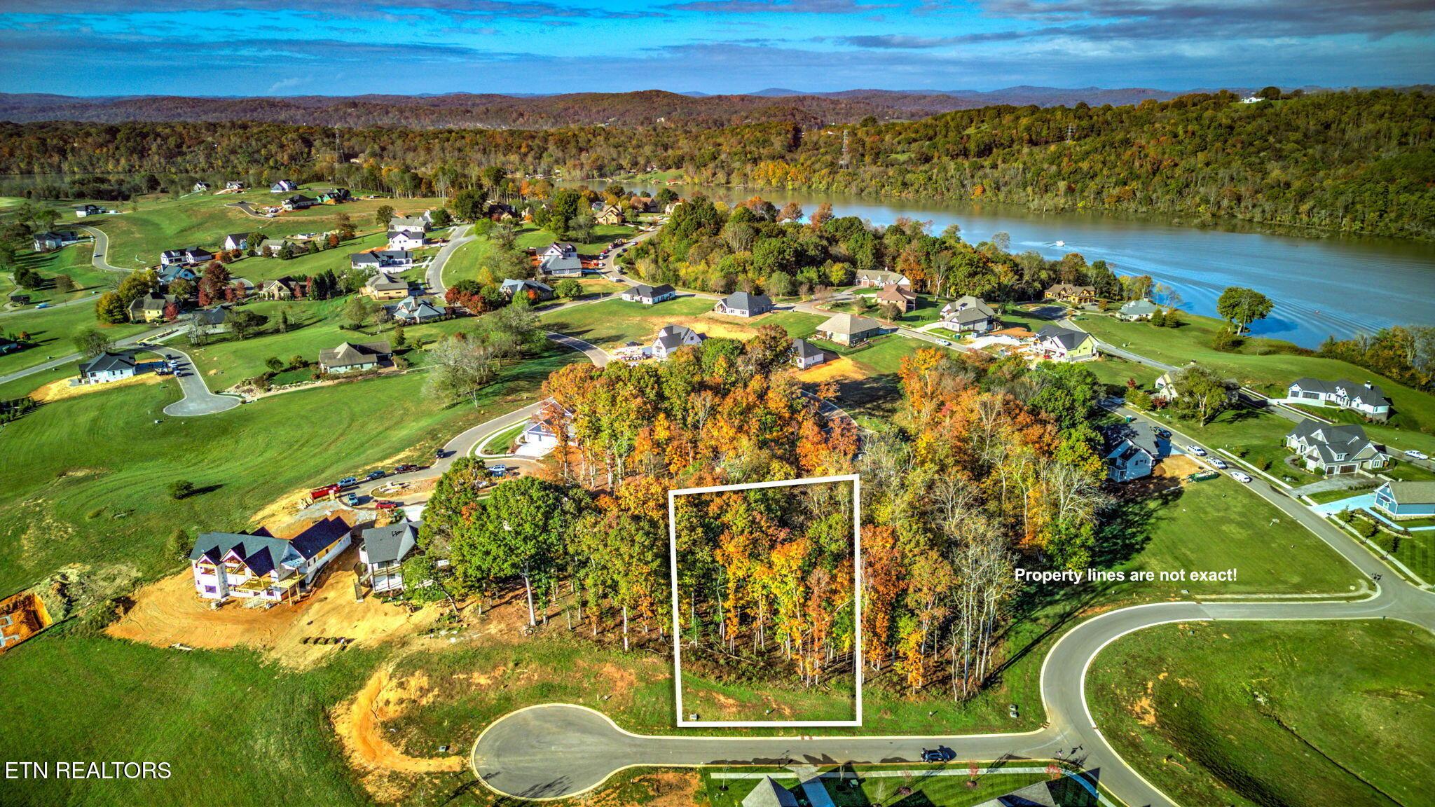180 17th Drive, Loudon, TN - Fort Loudoun and Tellico Lake Real Estate - Image# 3