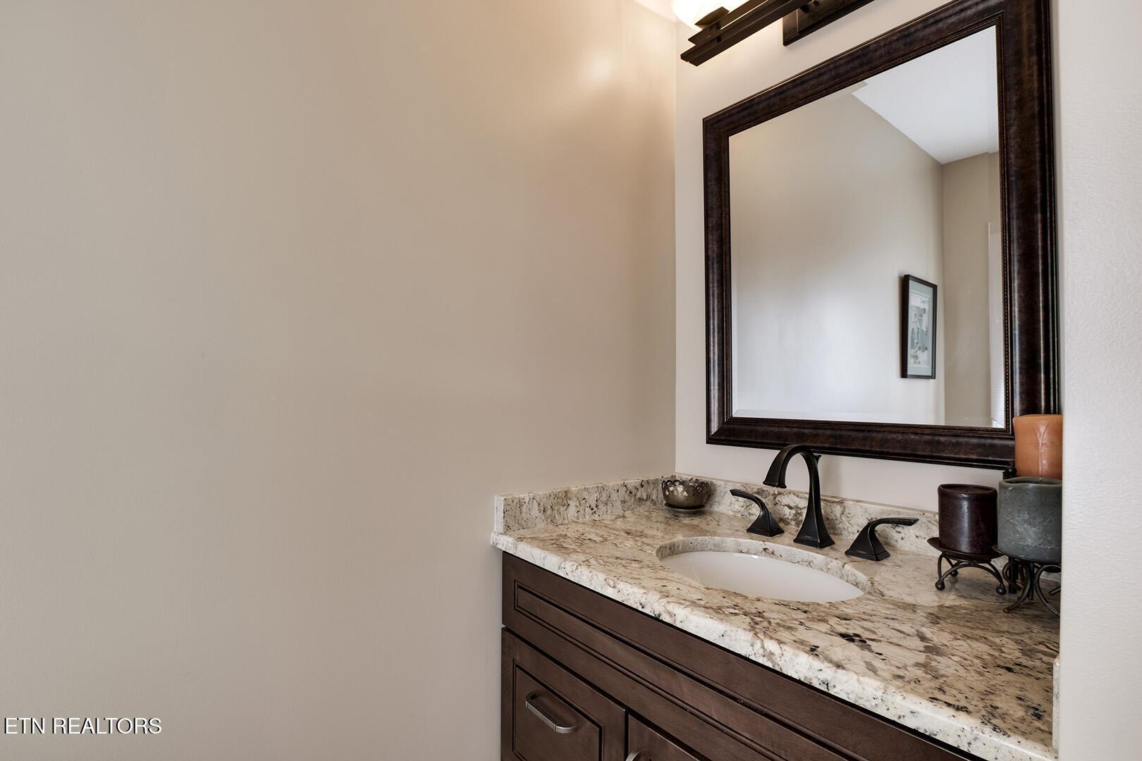443 Tanasi Way, Loudon, TN - Fort Loudoun and Tellico Lake Real Estate - Image# 15