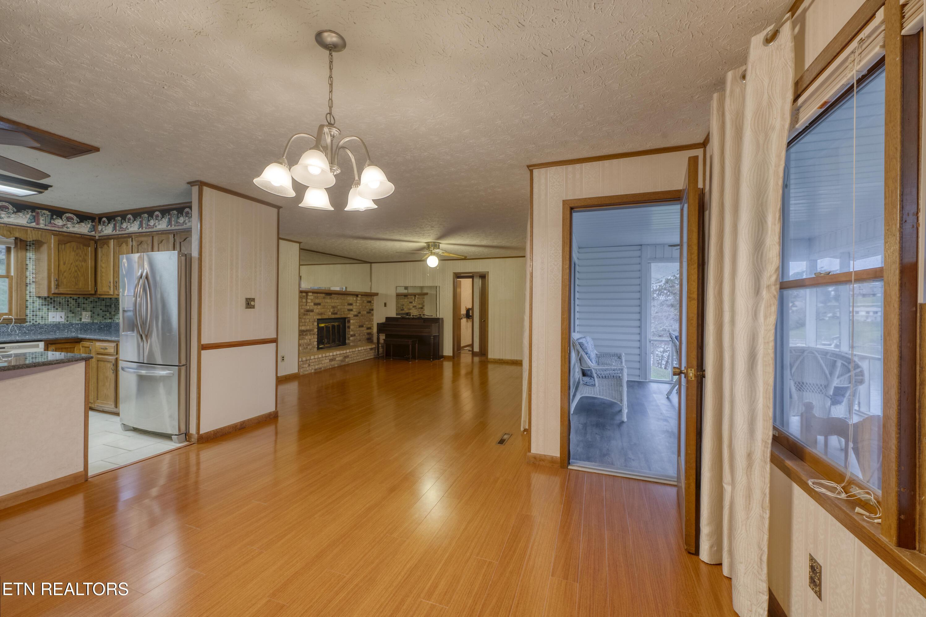 1104 Chula Vista Drive, Friendsville, TN - Fort Loudoun and Tellico Lake Real Estate - Image# 13
