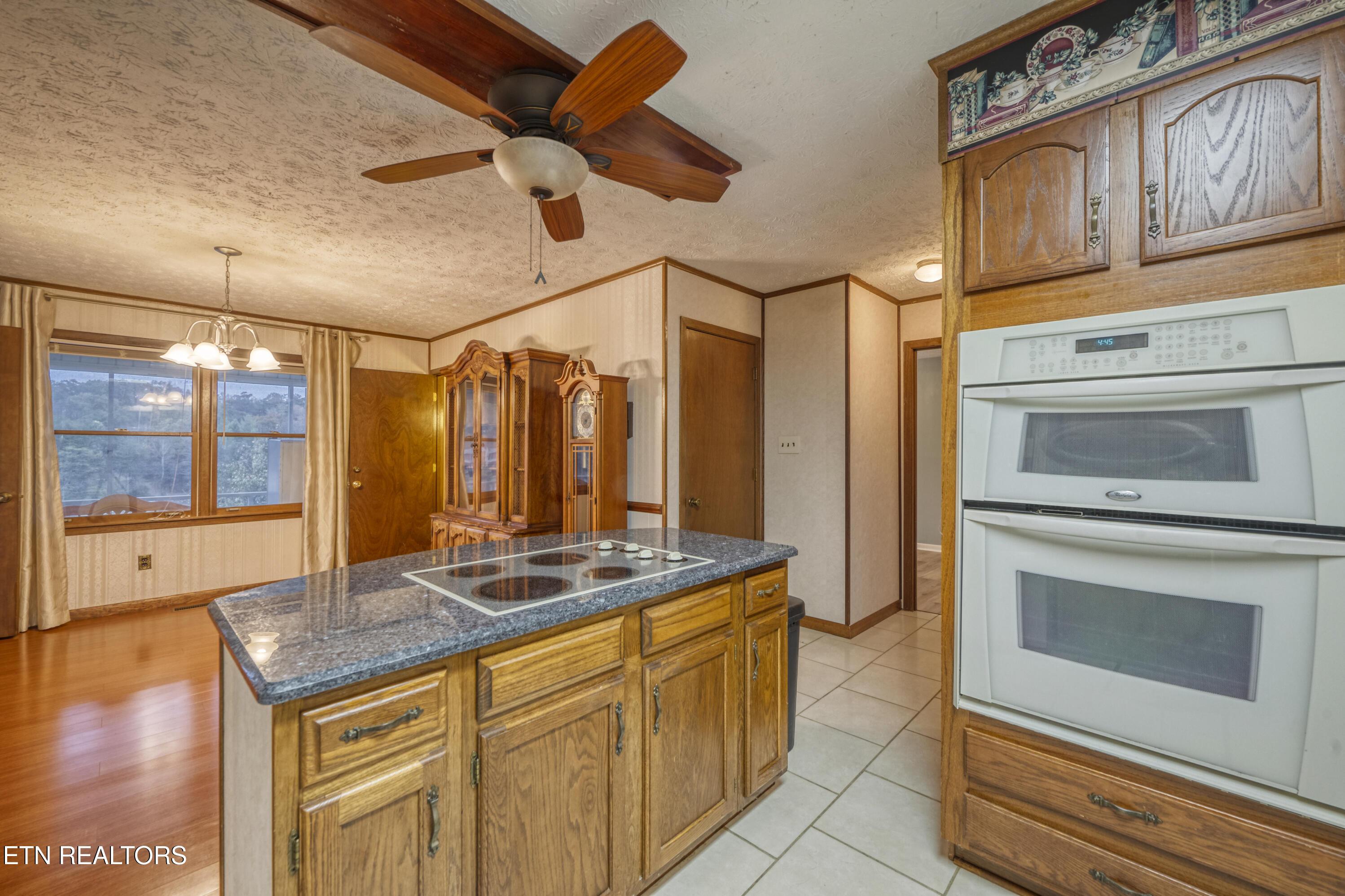 1104 Chula Vista Drive, Friendsville, TN - Fort Loudoun and Tellico Lake Real Estate - Image# 17