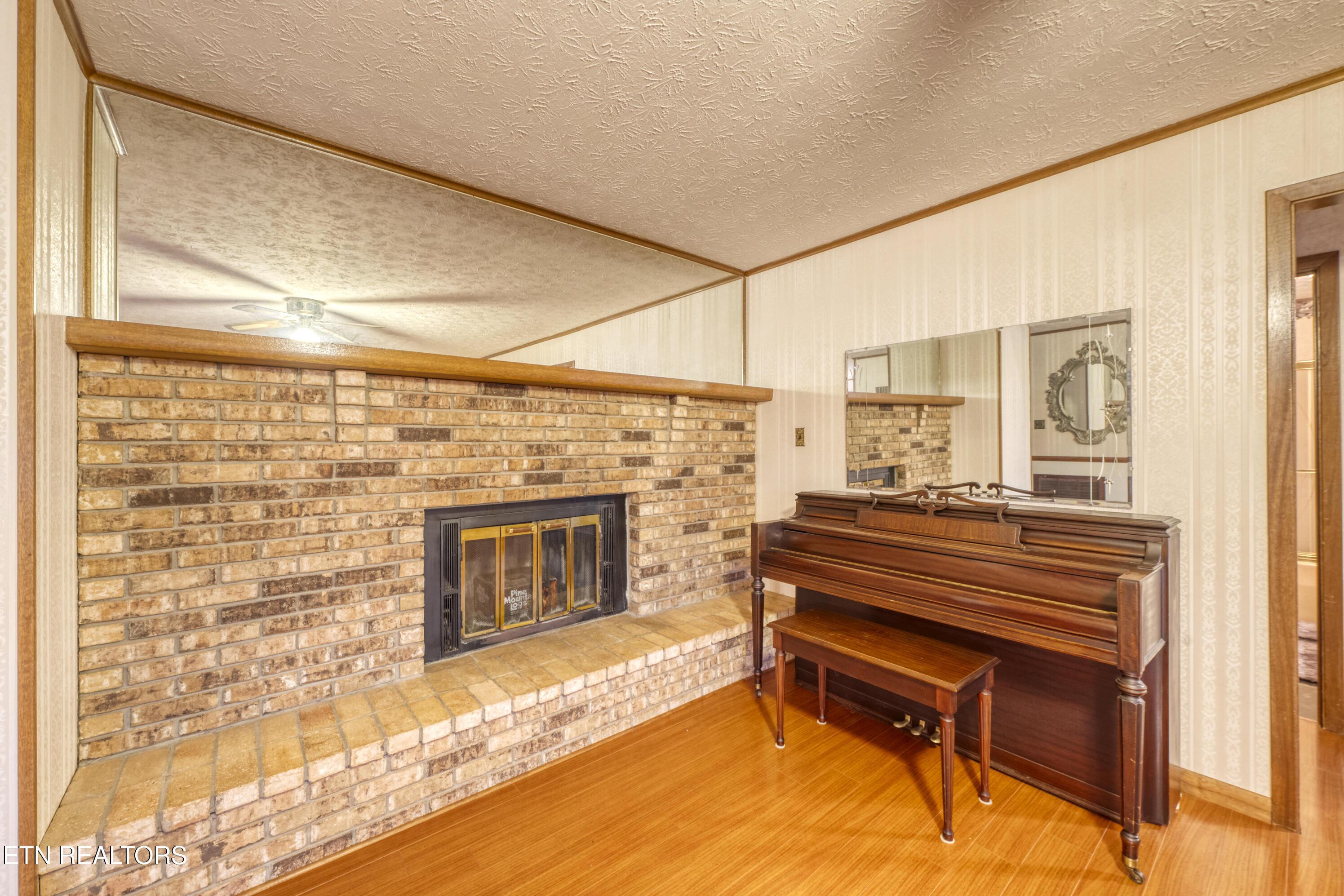 1104 Chula Vista Drive, Friendsville, TN - Fort Loudoun and Tellico Lake Real Estate - Image# 18