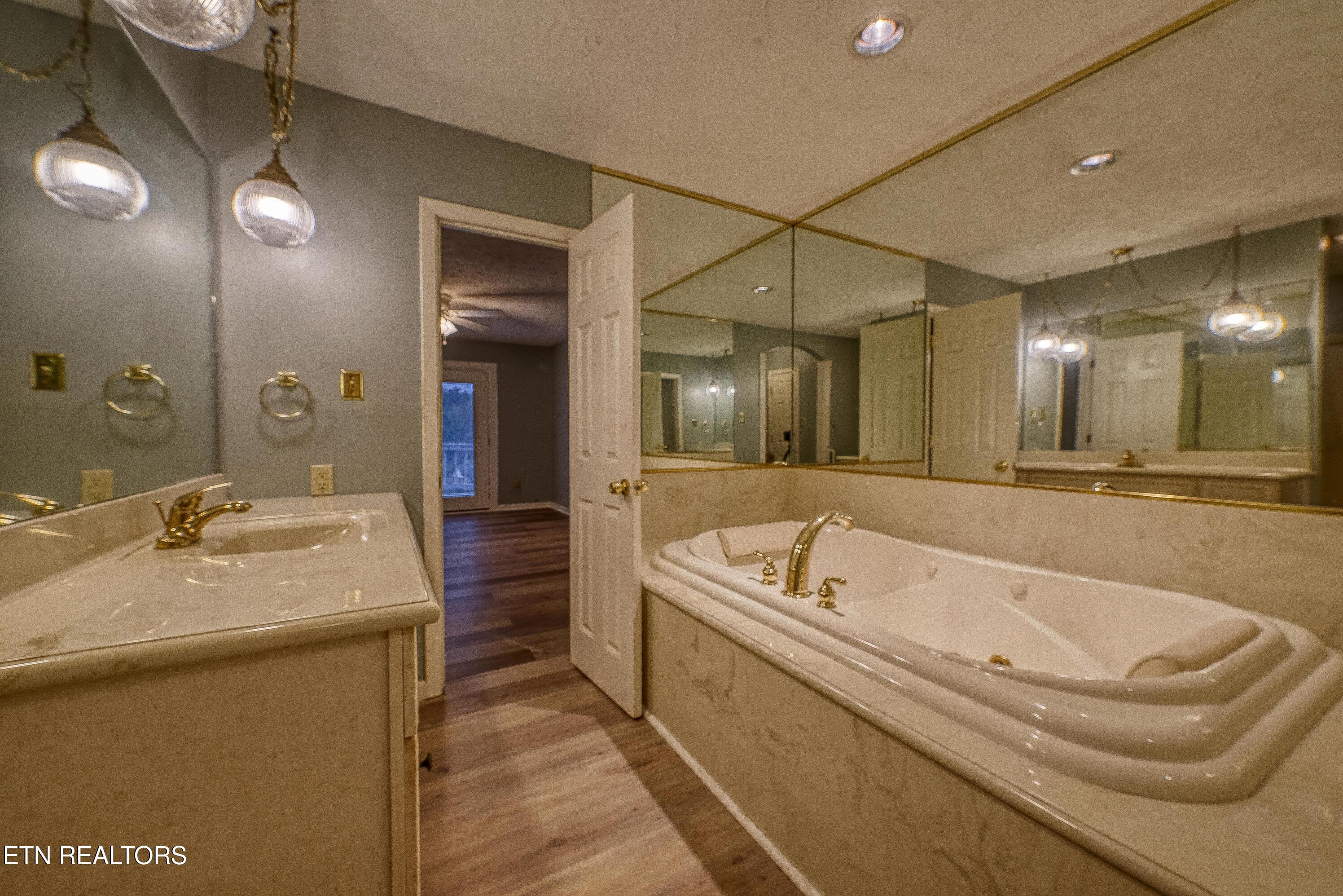 1104 Chula Vista Drive, Friendsville, TN - Fort Loudoun and Tellico Lake Real Estate - Image# 23