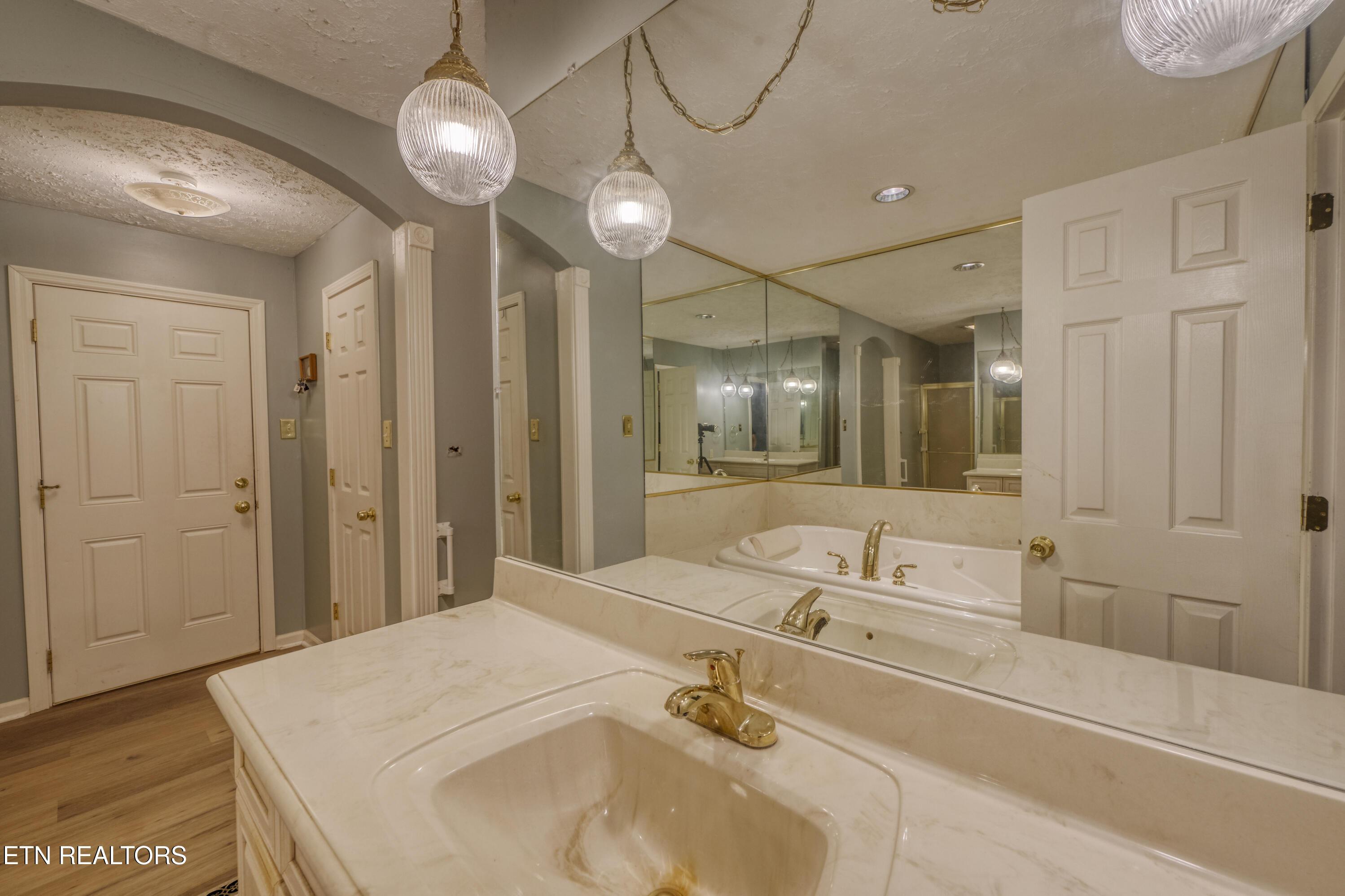 1104 Chula Vista Drive, Friendsville, TN - Fort Loudoun and Tellico Lake Real Estate - Image# 24