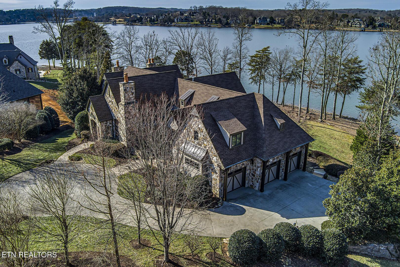 468 Careen Court, Lenoir City, TN - Fort Loudoun and Tellico Lake Real Estate - Image# 3