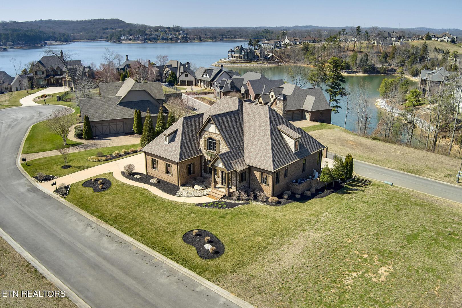 916 Castaway Lane, Lenoir City, TN - Fort Loudoun and Tellico Lake Real Estate - Image# 8