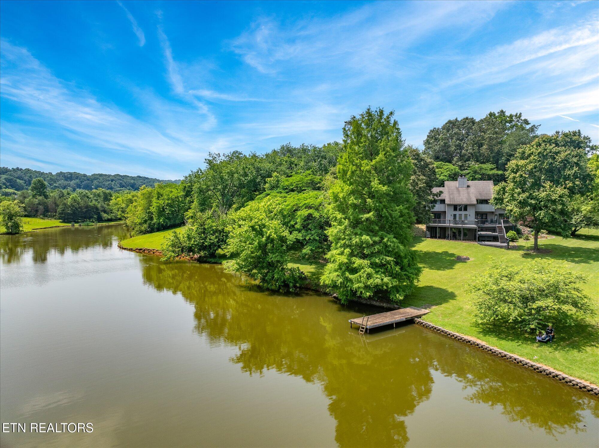 2092 Lakewood Drive, Loudon, TN - Fort Loudoun and Tellico Lake Real Estate - Image# 2