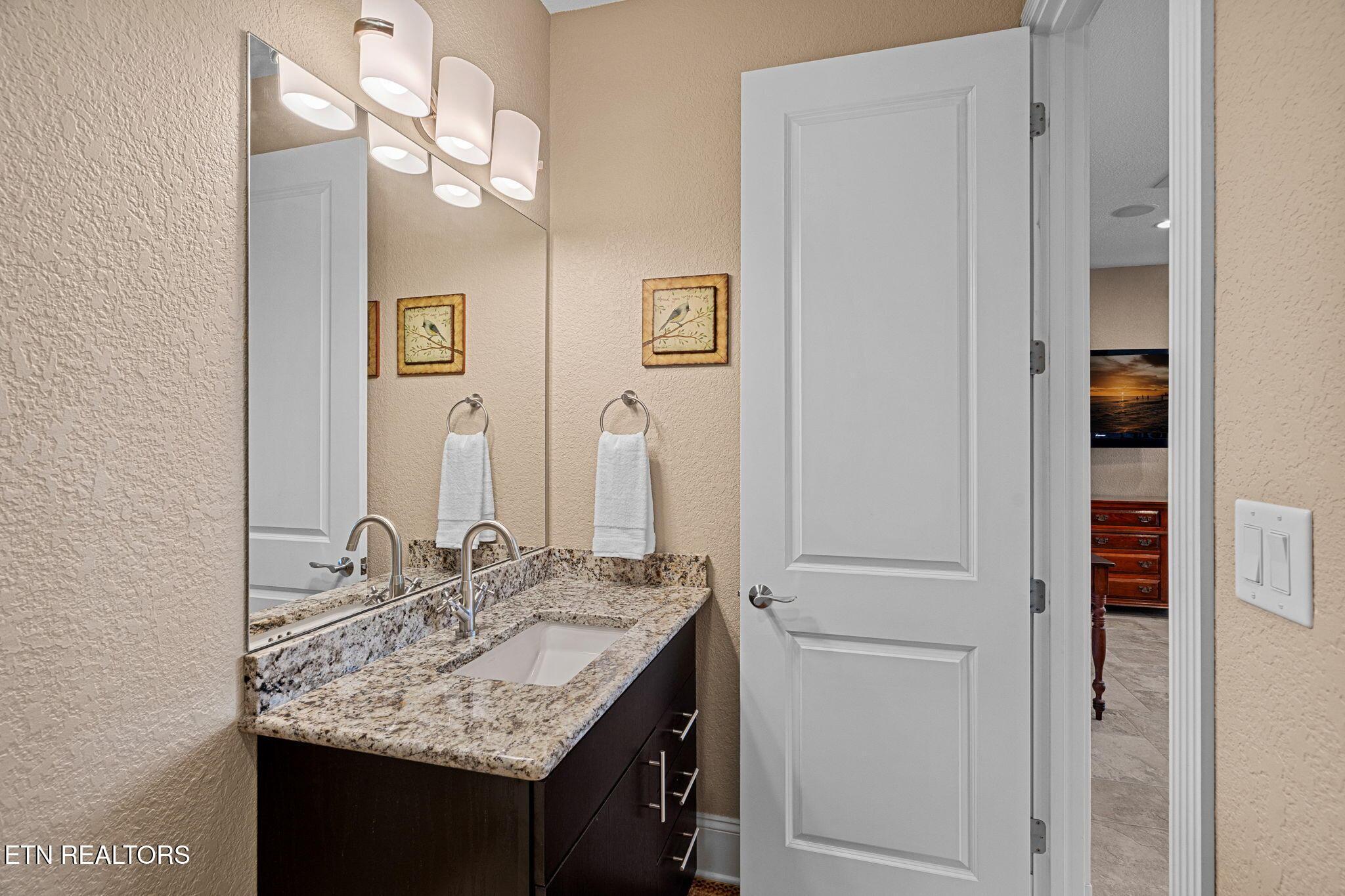 3726 Promontory Point, Louisville, TN - Fort Loudoun and Tellico Lake Real Estate - Image# 27