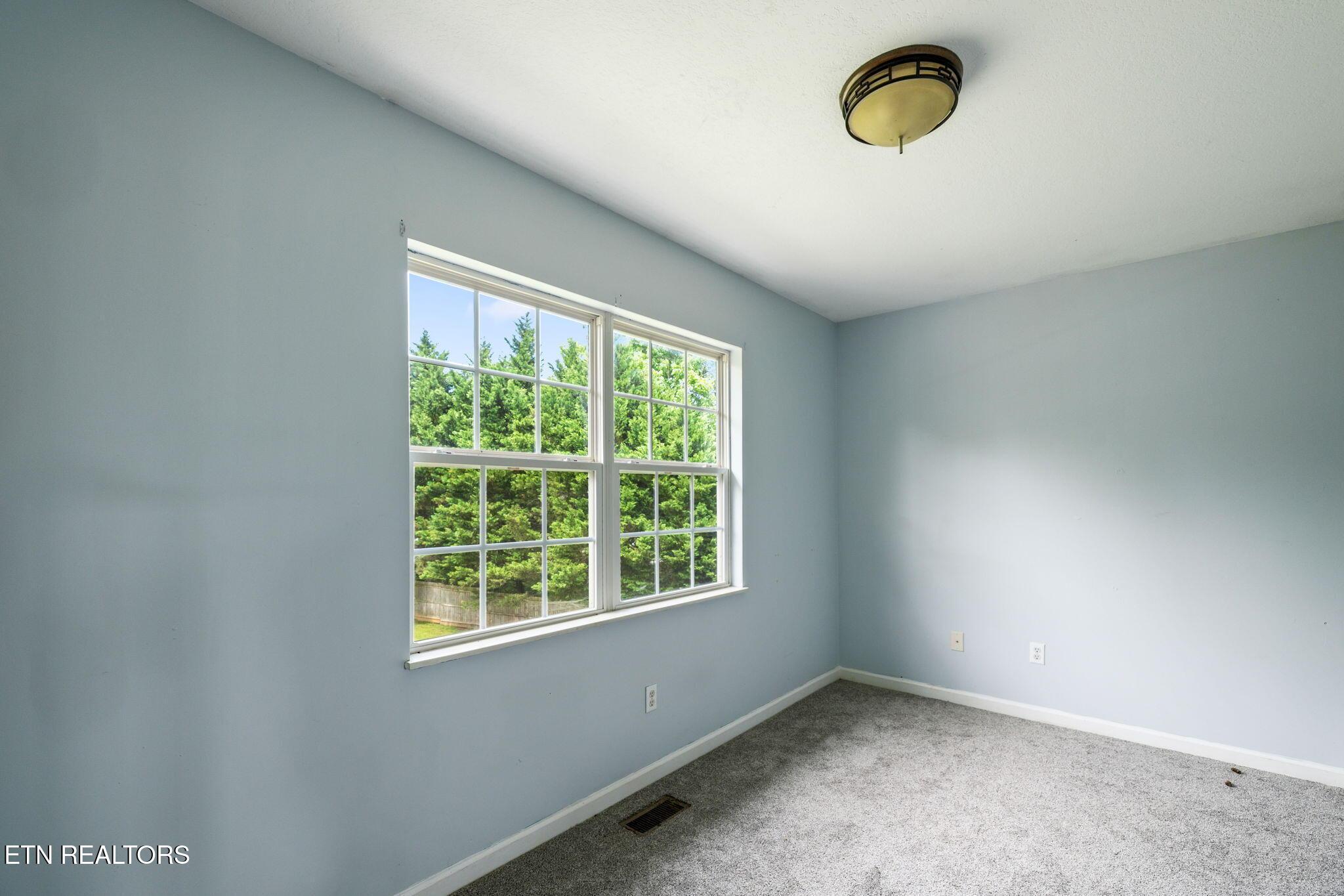 4720 Scenic Point Drive, Louisville, TN - Fort Loudoun and Tellico Lake Real Estate - Image# 13