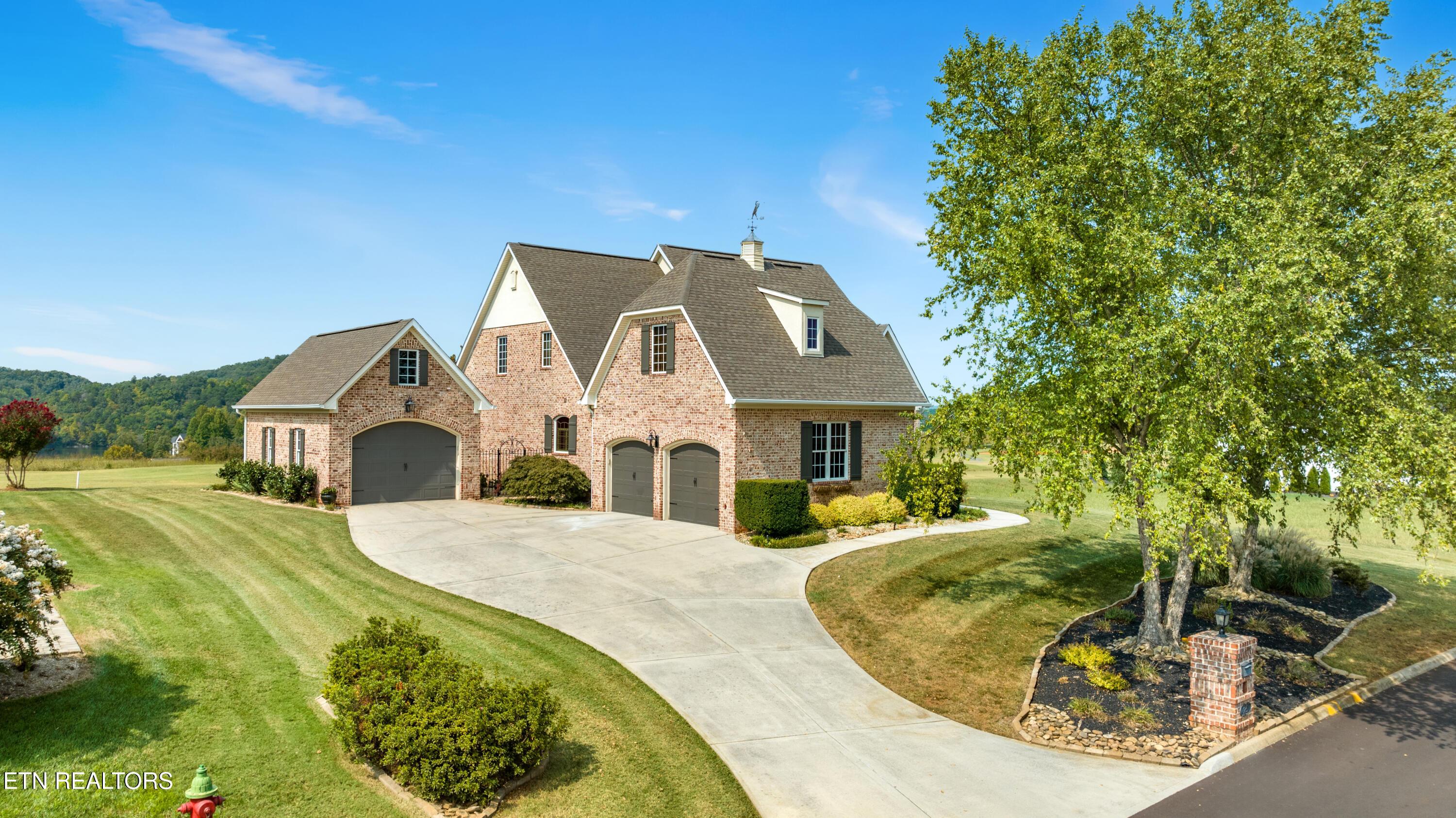 125 Watercrest Drive, Vonore, TN - Fort Loudoun and Tellico Lake Real Estate - Image# 2