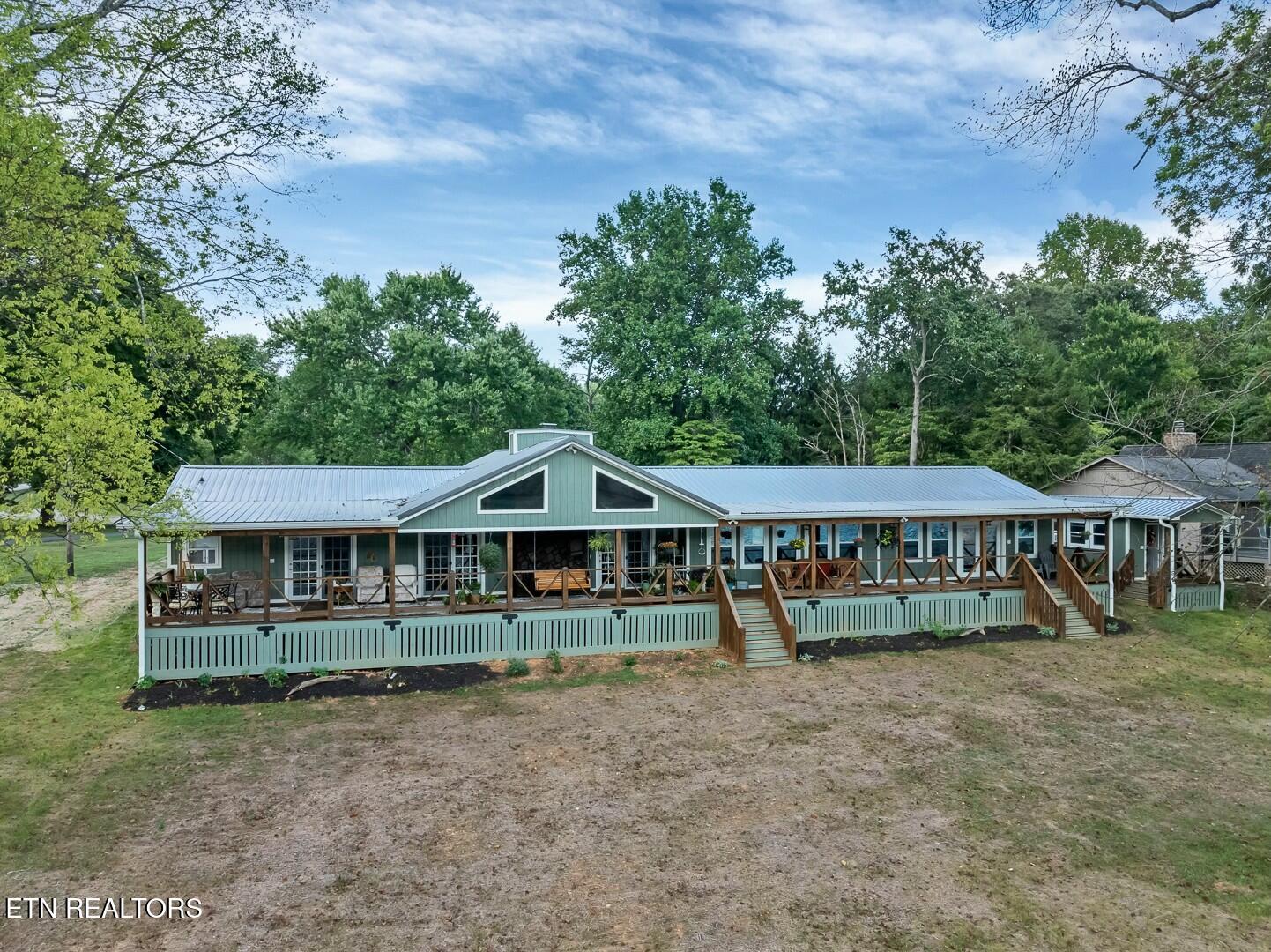 4225 W Lakeview Circle, Louisville, TN - Fort Loudoun and Tellico Lake Real Estate - Image# 6