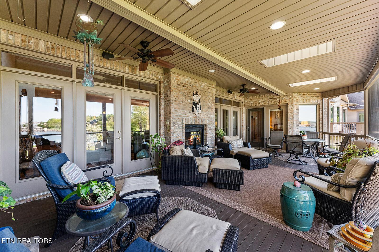 363 Golanvyi Tr, Vonore, TN - Fort Loudoun and Tellico Lake Real Estate - Image# 46