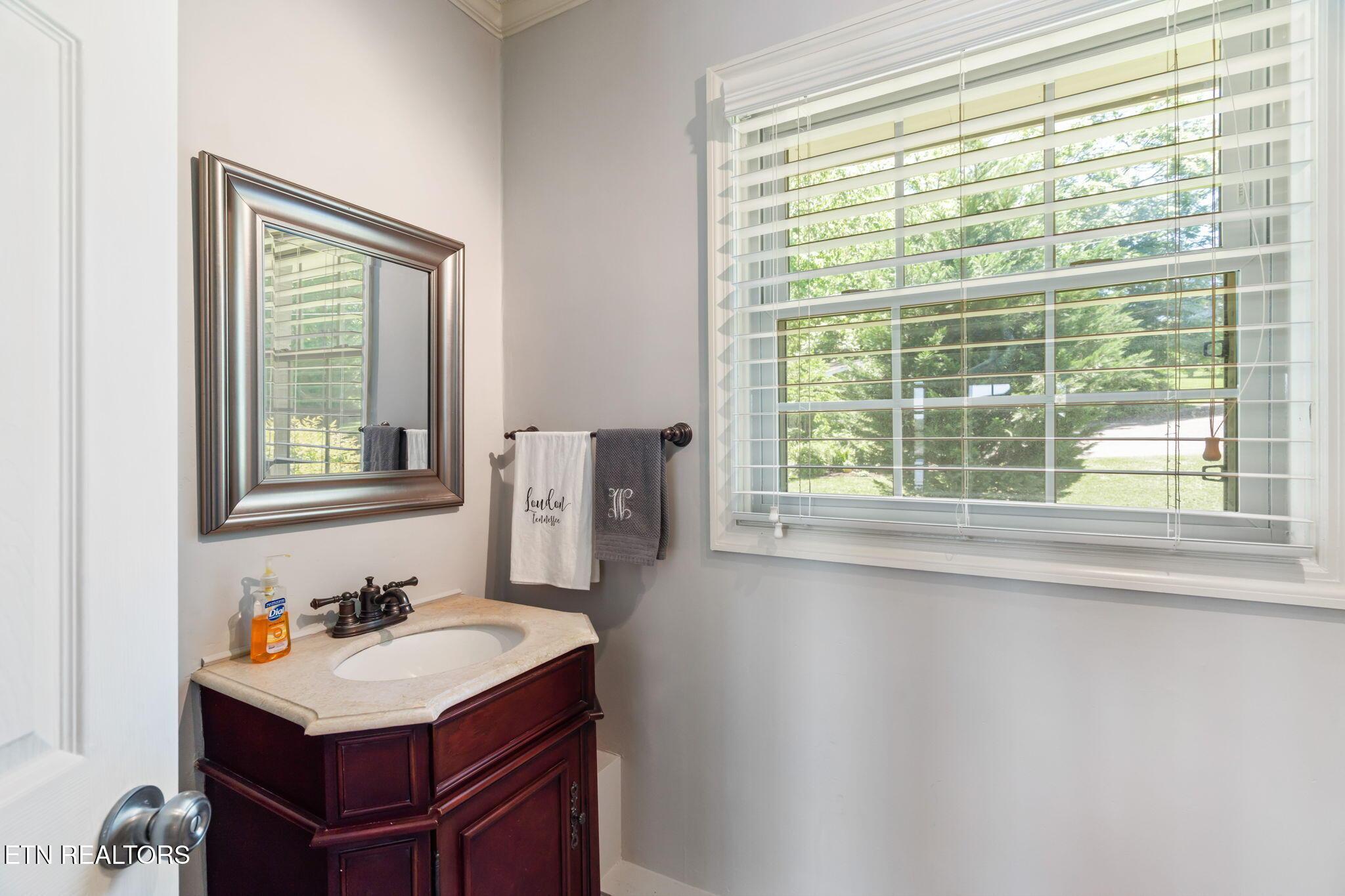 805 Butler Drive, Loudon, TN - Fort Loudoun and Tellico Lake Real Estate - Image# 14