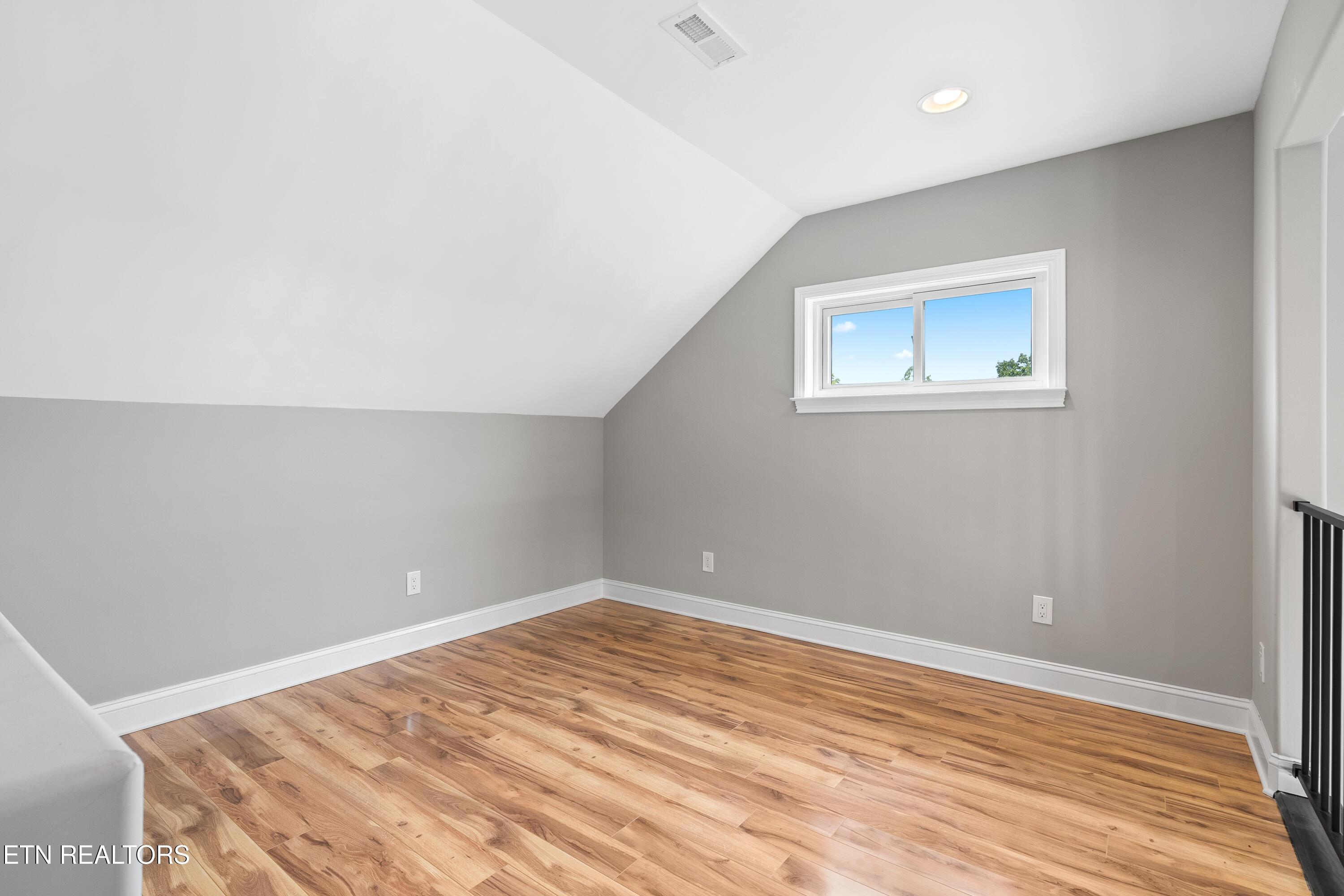 338 Cape Lookout Light, Loudon, TN - Fort Loudoun and Tellico Lake Real Estate - Image# 30