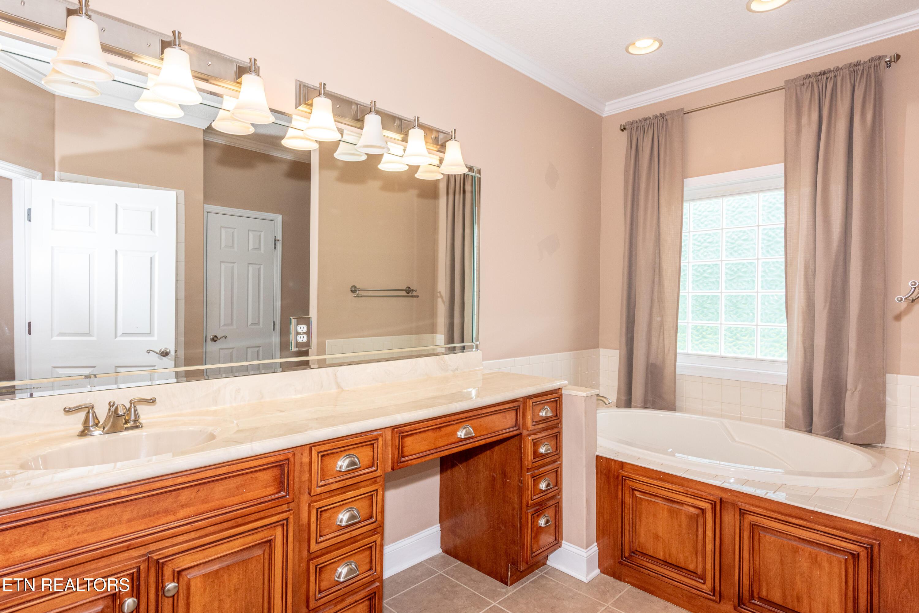210 Oologila Place, Loudon, TN - Fort Loudoun and Tellico Lake Real Estate - Image# 24