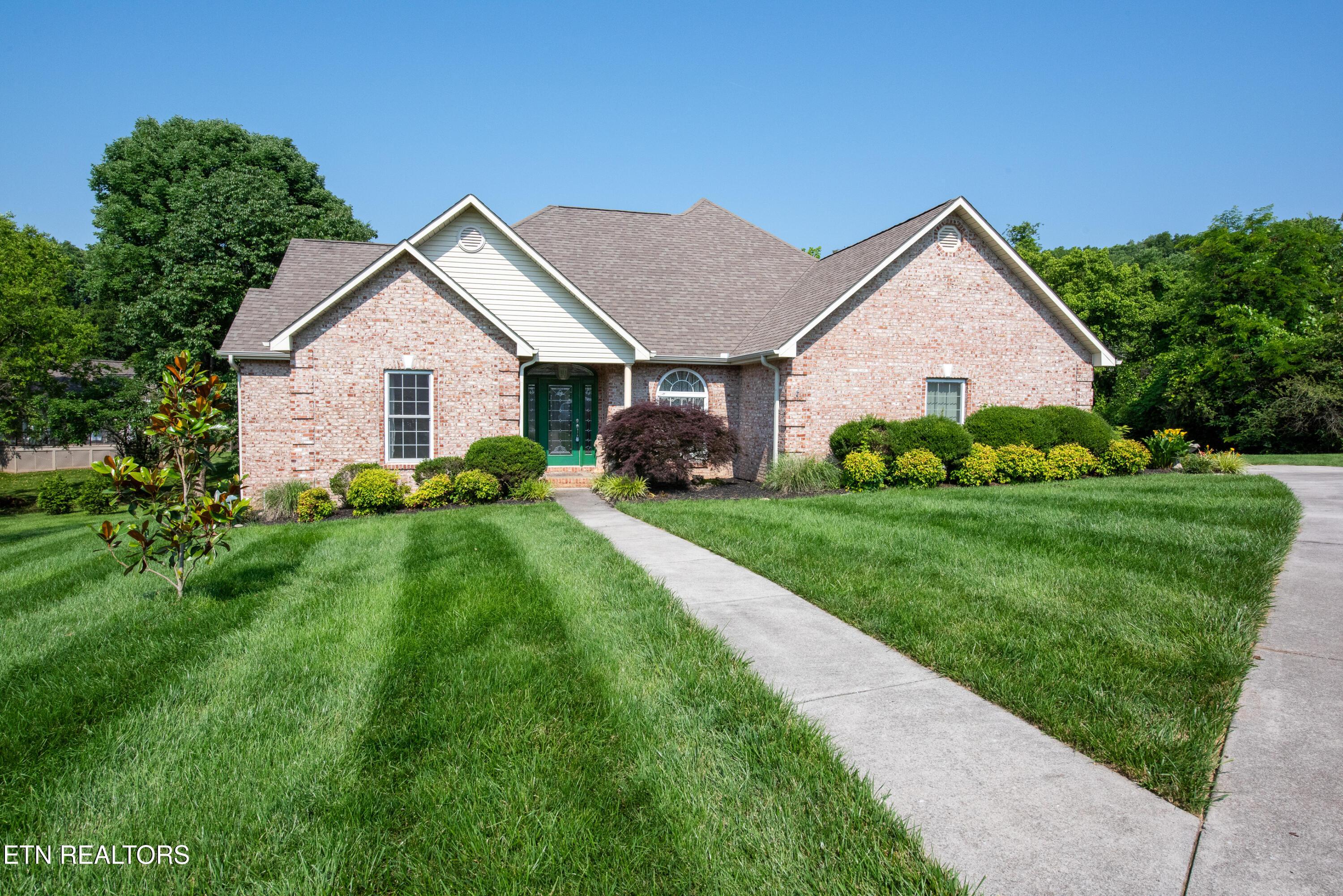 210 Oologila Place, Loudon, TN - Fort Loudoun and Tellico Lake Real Estate - Image# 2