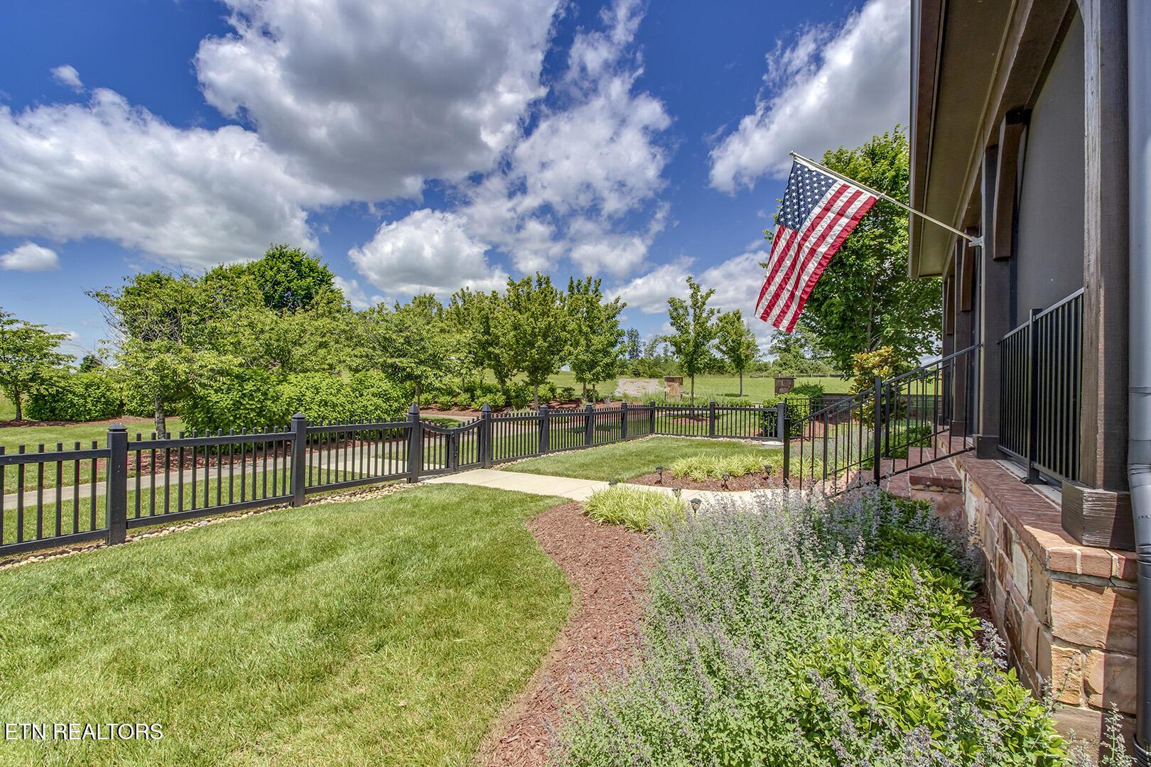 110 E Highlands Circle, Lenoir City, TN - Fort Loudoun and Tellico Lake Real Estate - Image# 6