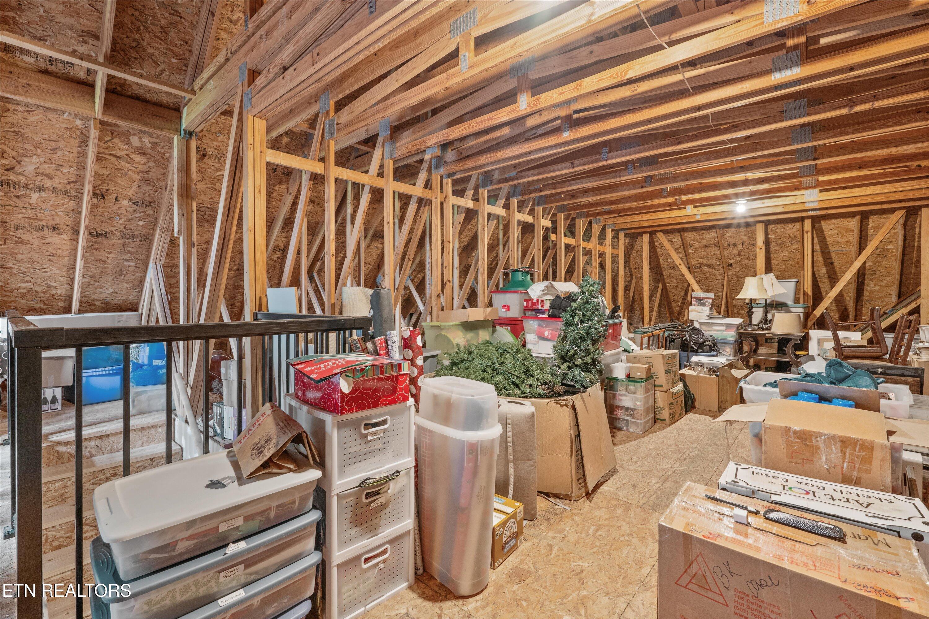 325 Pineberry Drive, Vonore, TN - Fort Loudoun and Tellico Lake Real Estate - Image# 26