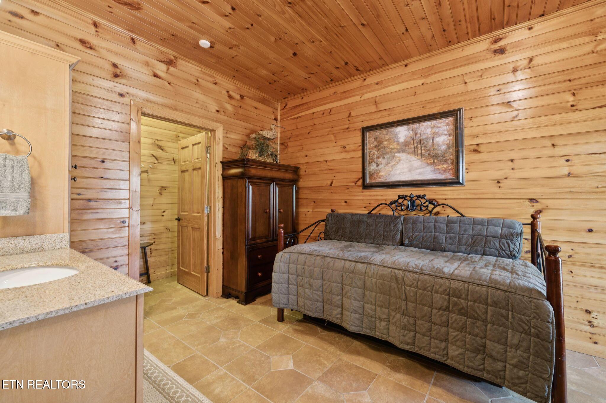 1751 Cherokee Court, Maryville, TN - Fort Loudoun and Tellico Lake Real Estate - Image# 41